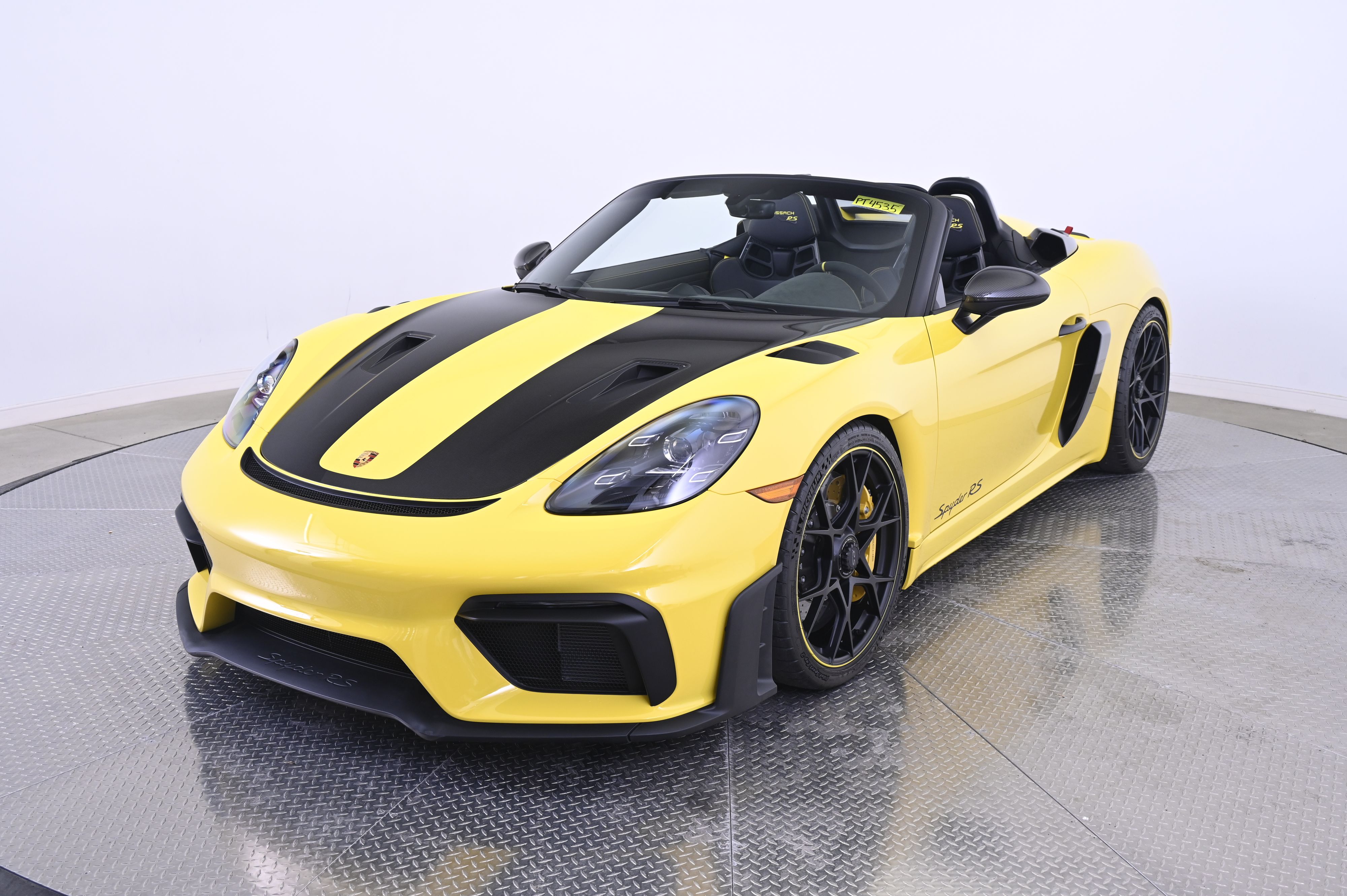 Thumbnail: 2025 Porsche  - 1