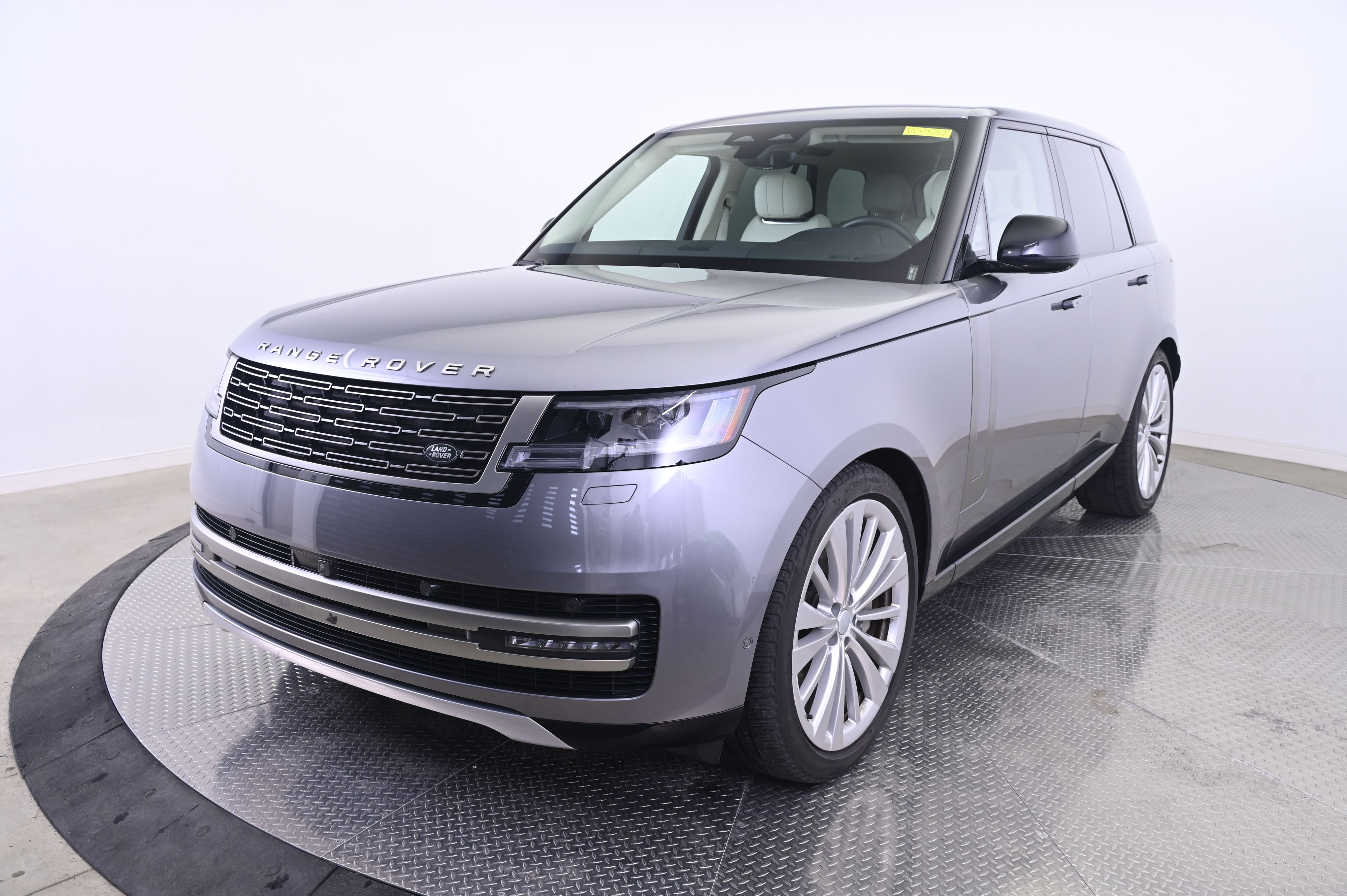 2024 Land Rover Range Rover 4.4 SE SWB's photo