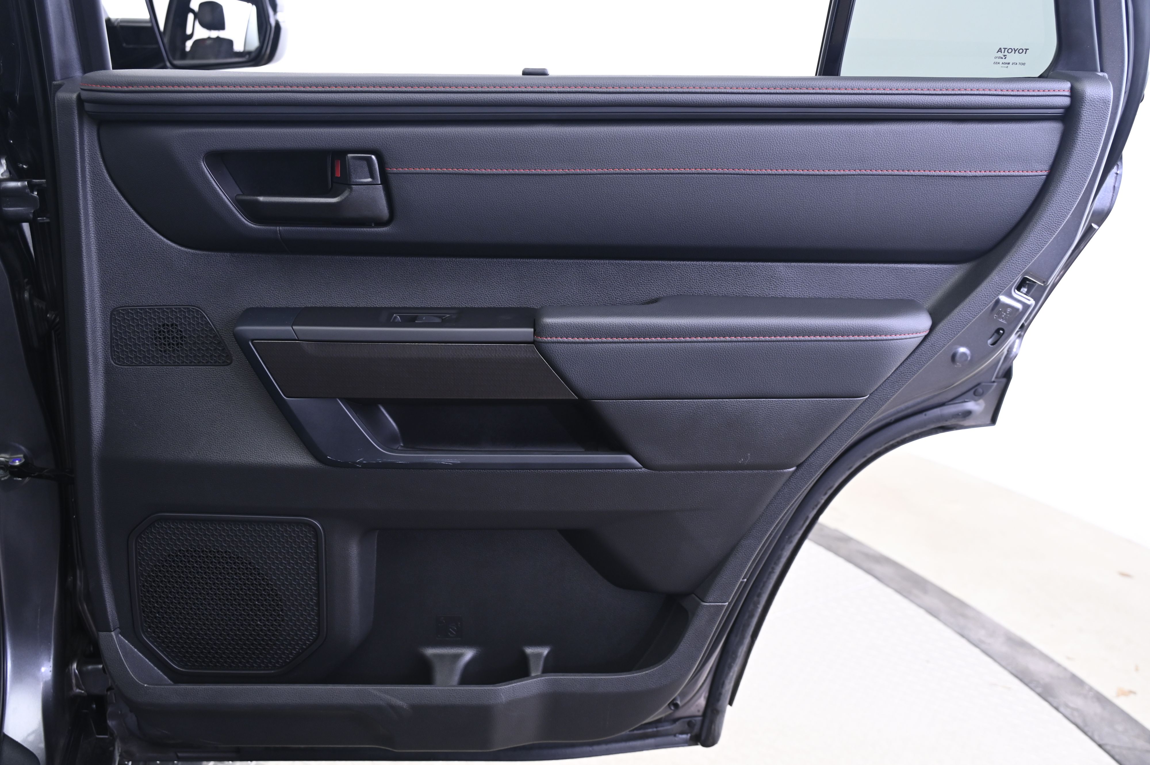 Thumbnail: 2024 Toyota Sequoia - 17