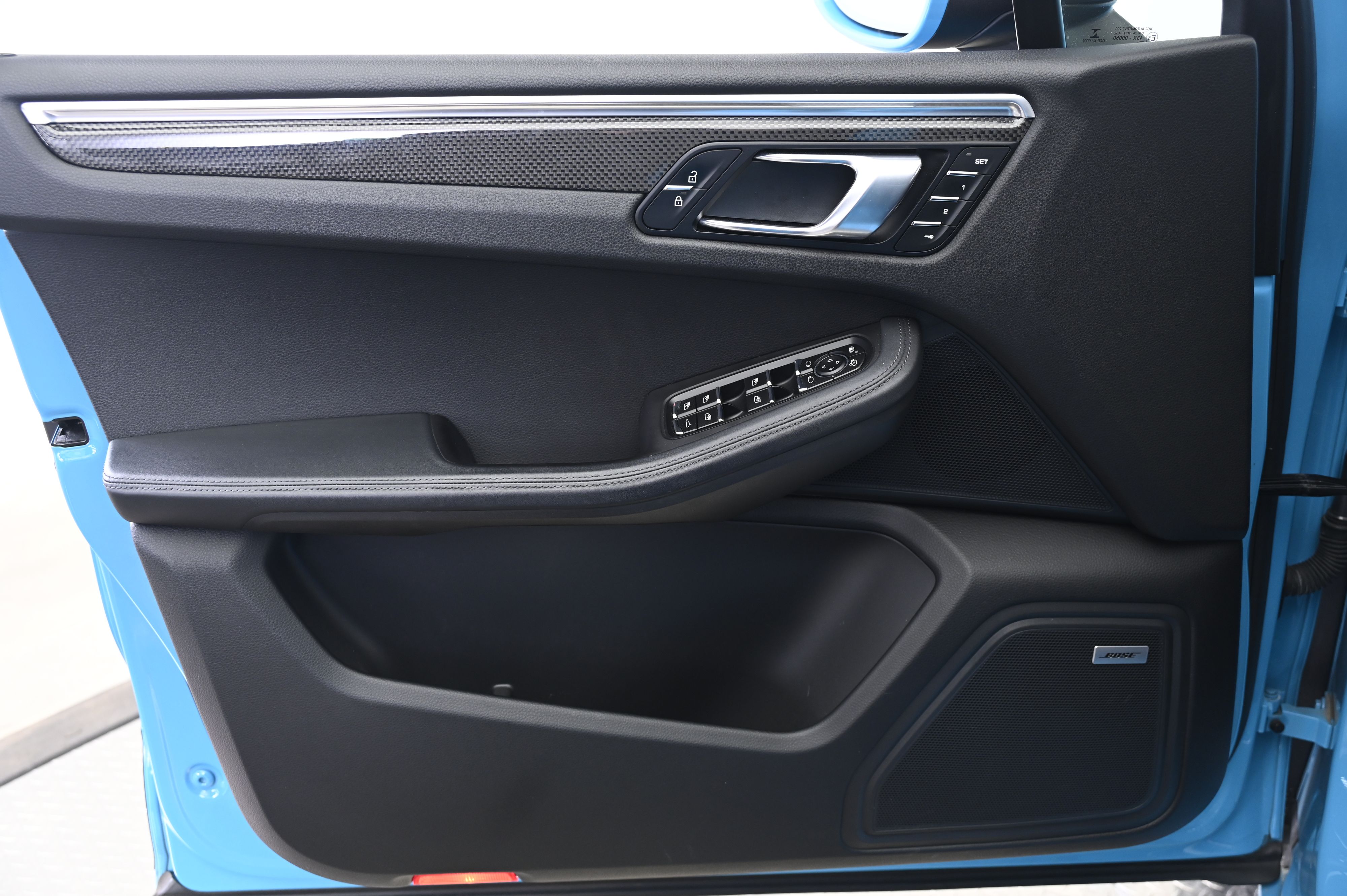 Thumbnail: 2021 Porsche Macan - 26