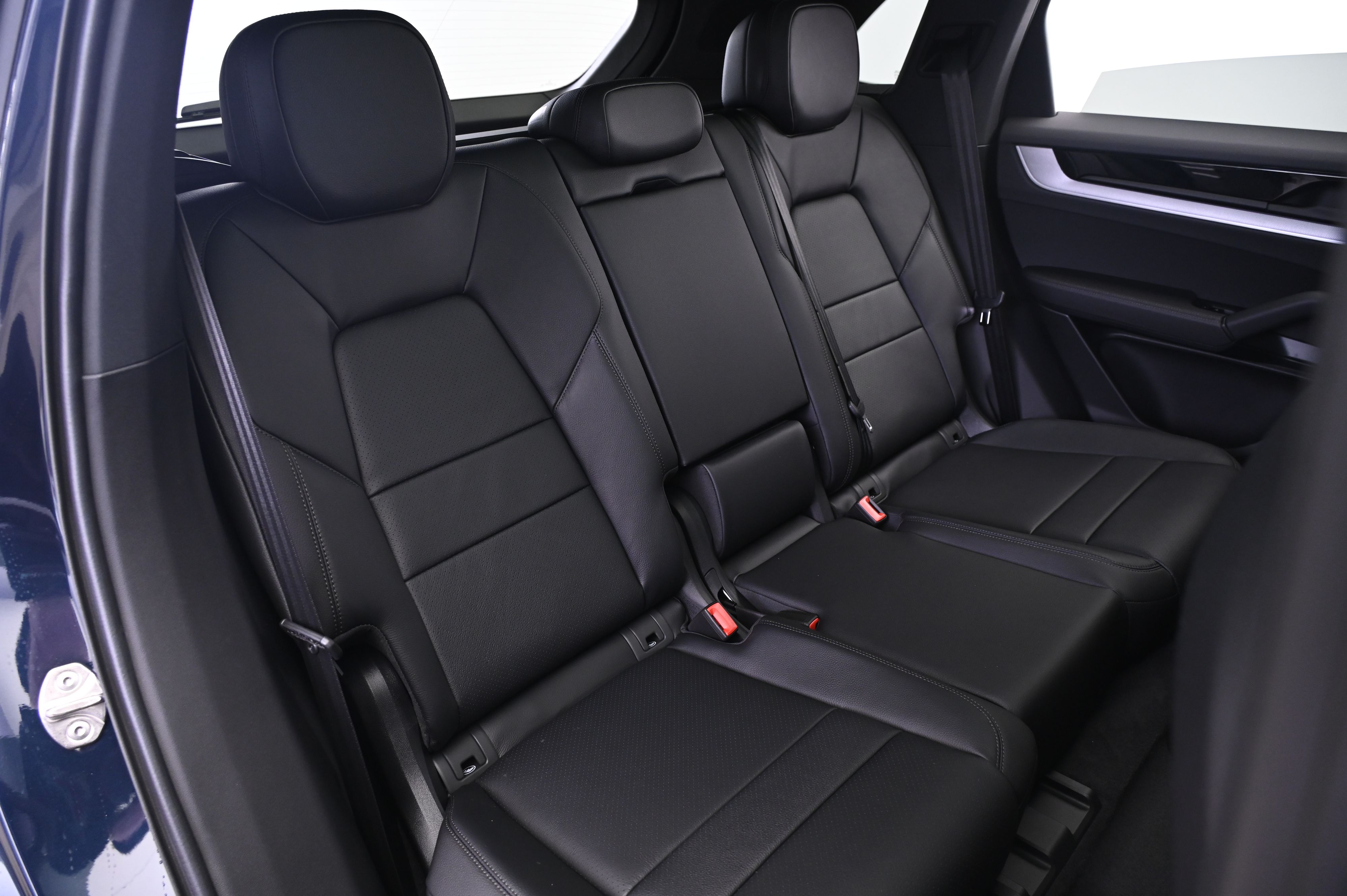 Thumbnail: 2026 Porsche Cayenne - 19