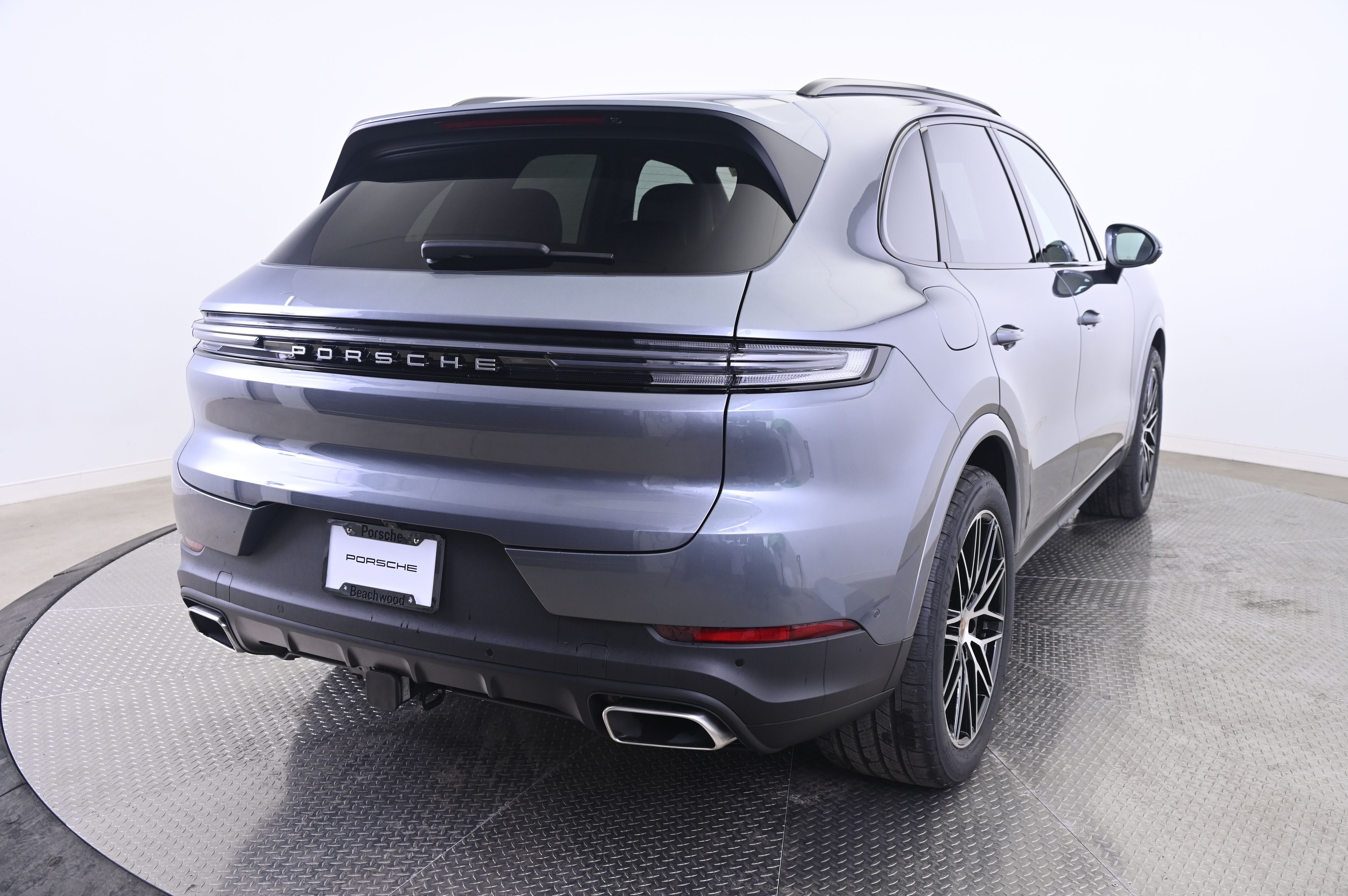 Thumbnail: 2026 Porsche Cayenne - 7