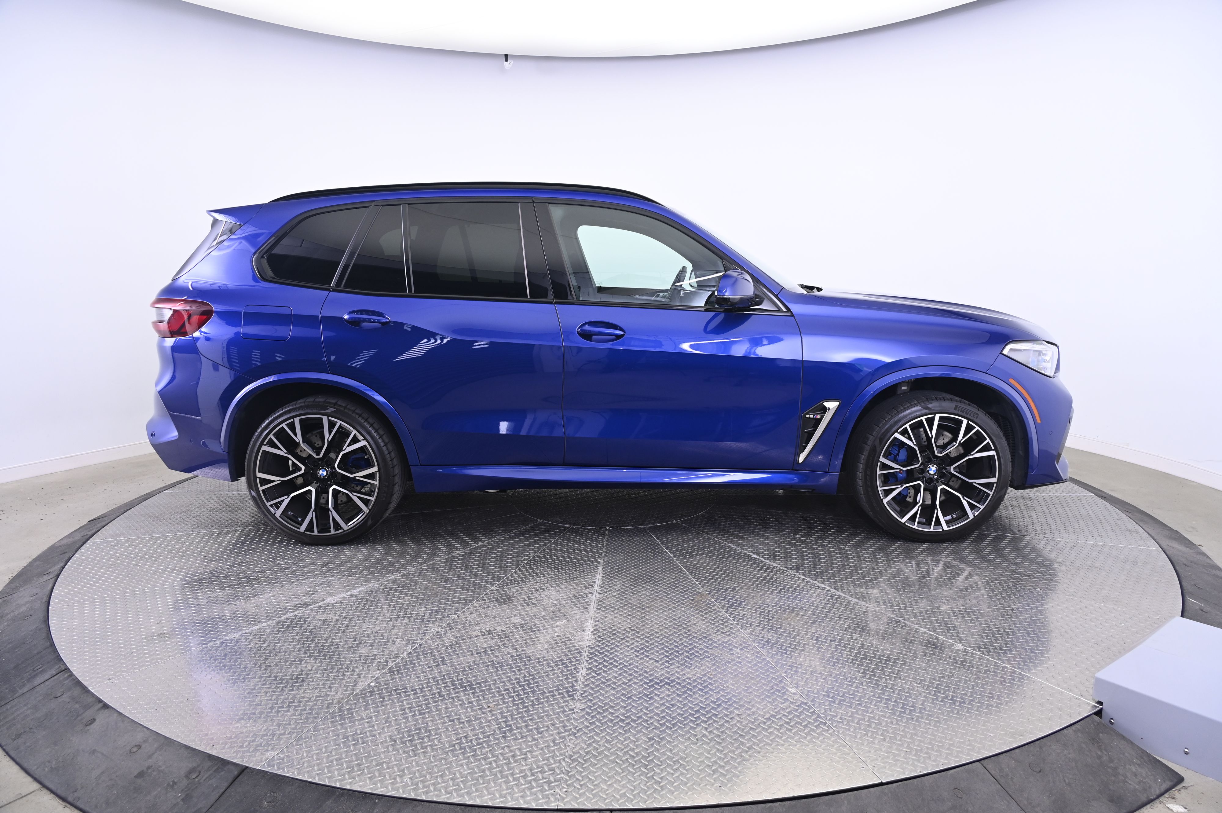 Thumbnail: 2022 BMW X5 - 8
