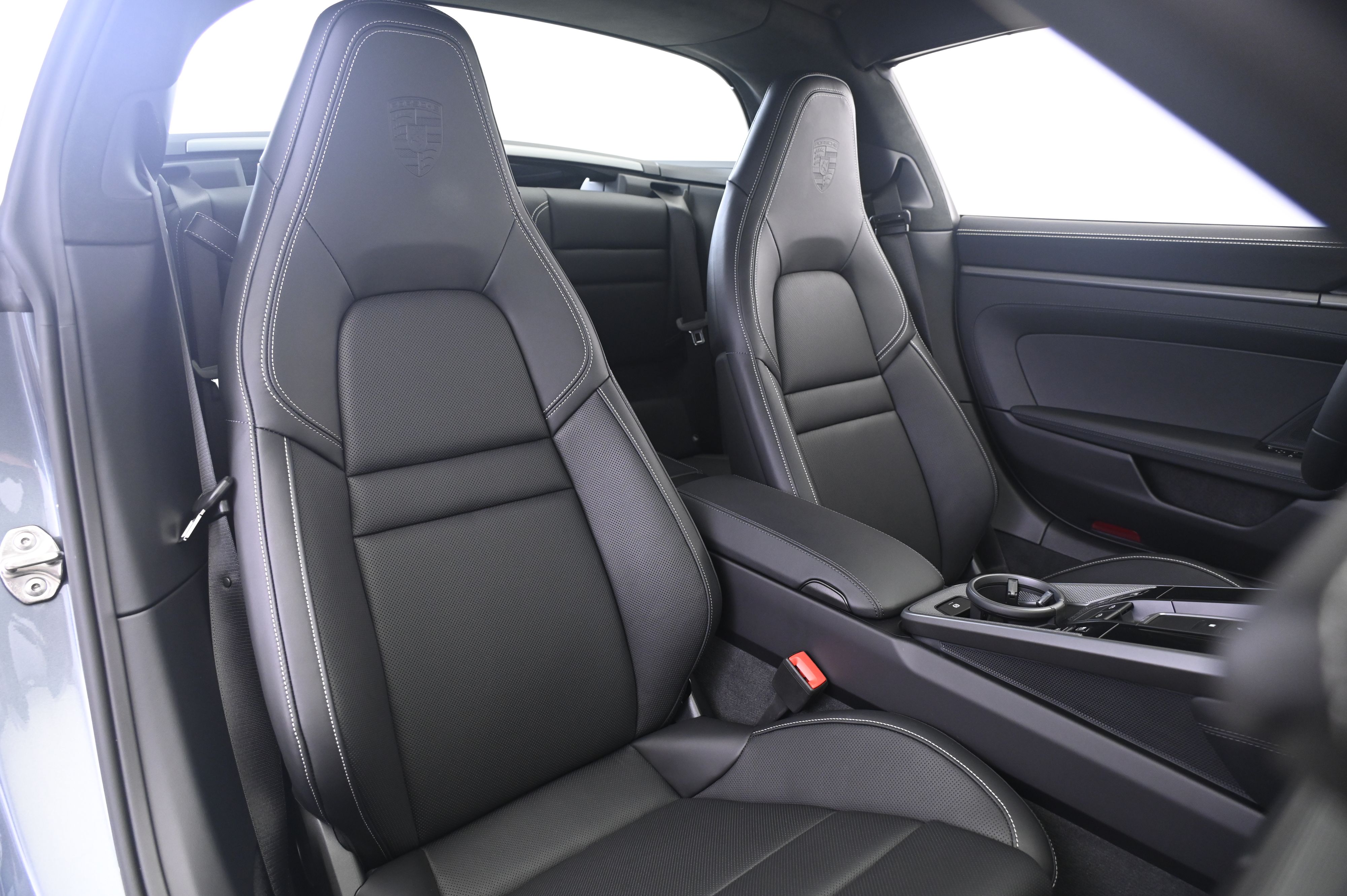 Thumbnail: 2026 Porsche 911 - 24