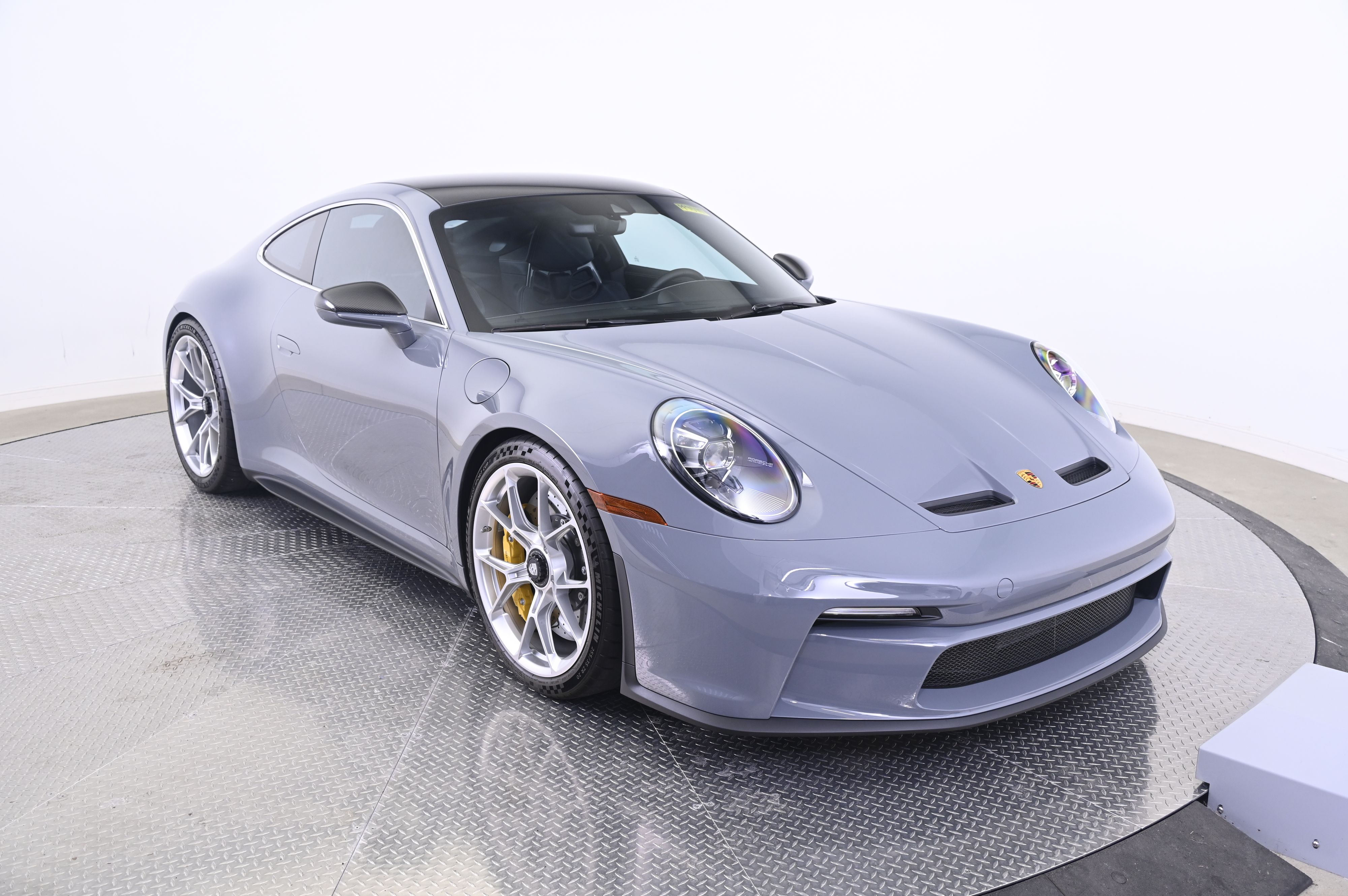 Thumbnail: 2023 Porsche 911 - 9