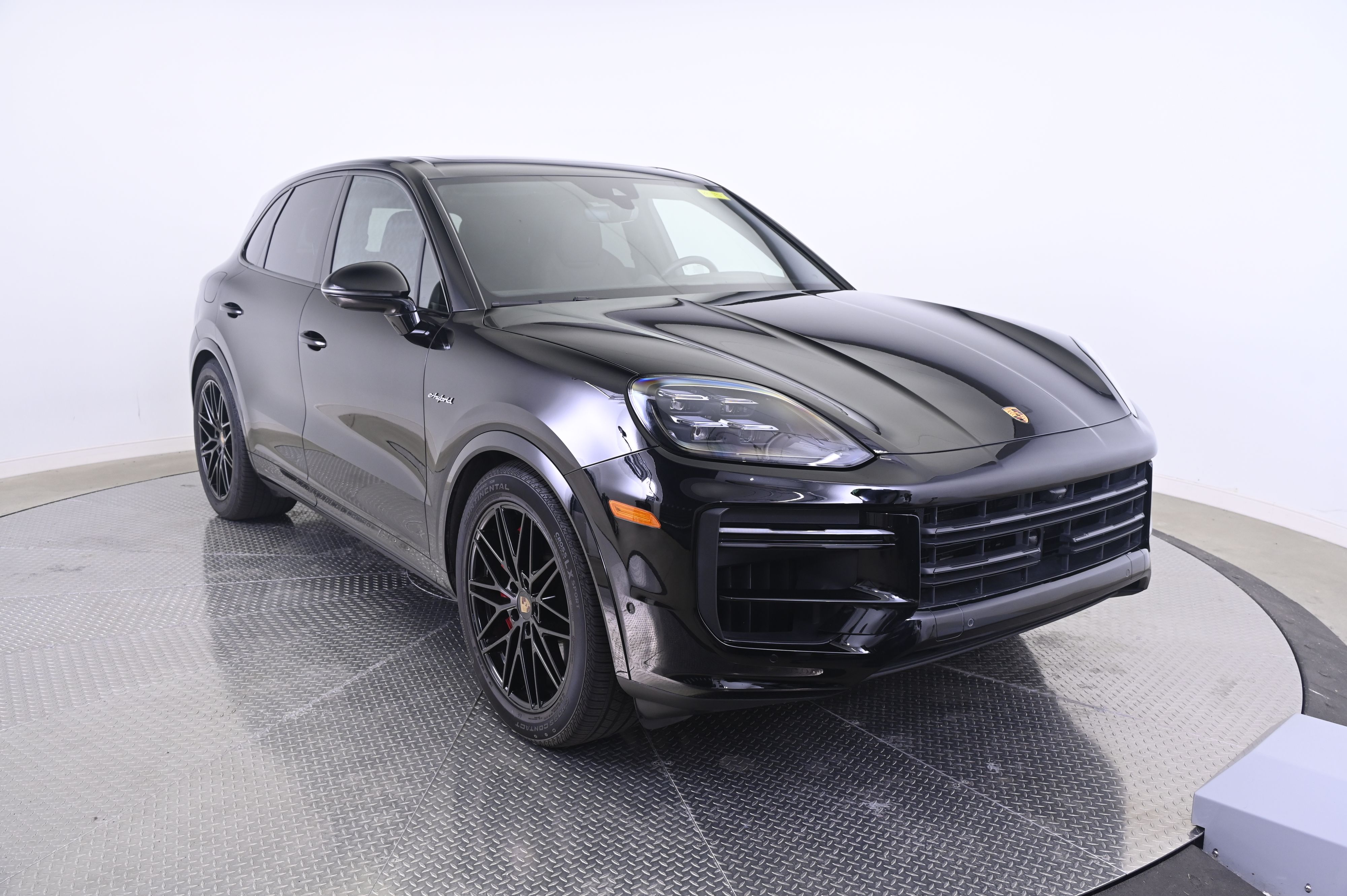 Thumbnail: 2024 Porsche Cayenne - 9