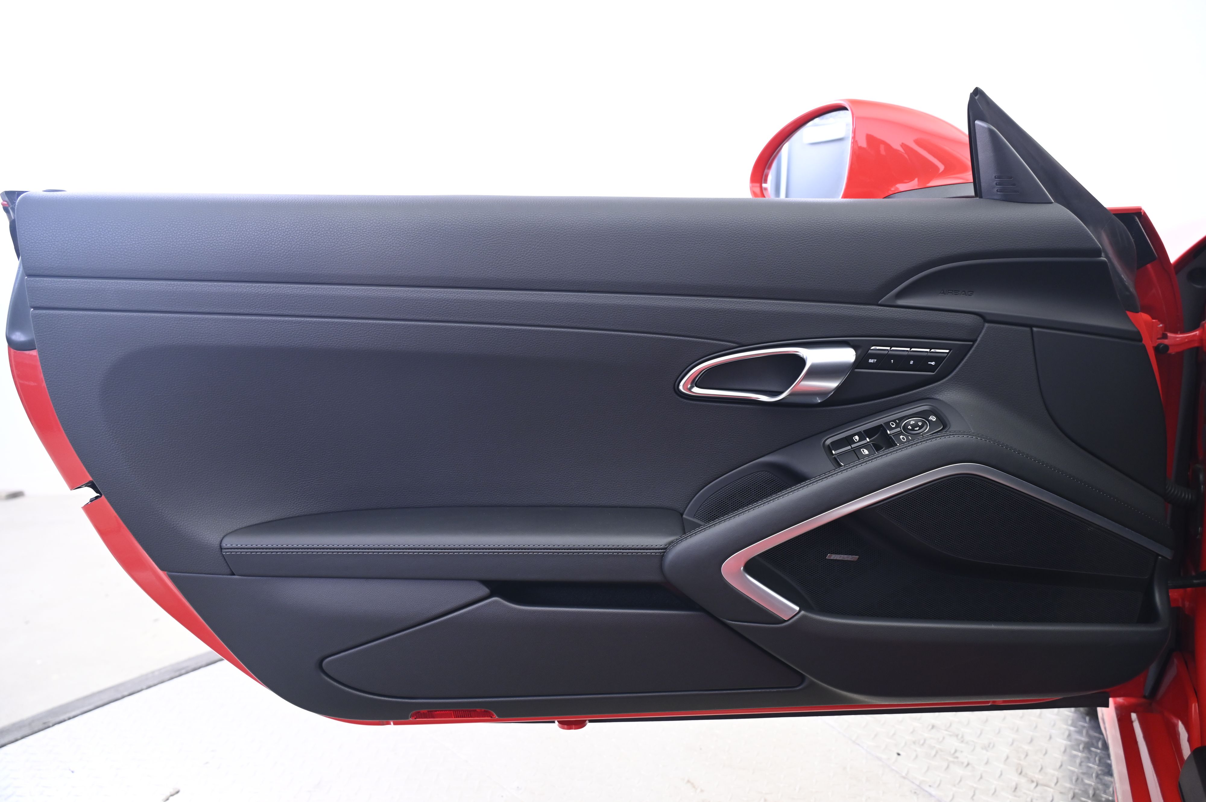 Thumbnail: 2025 Porsche 718 Boxster - 25