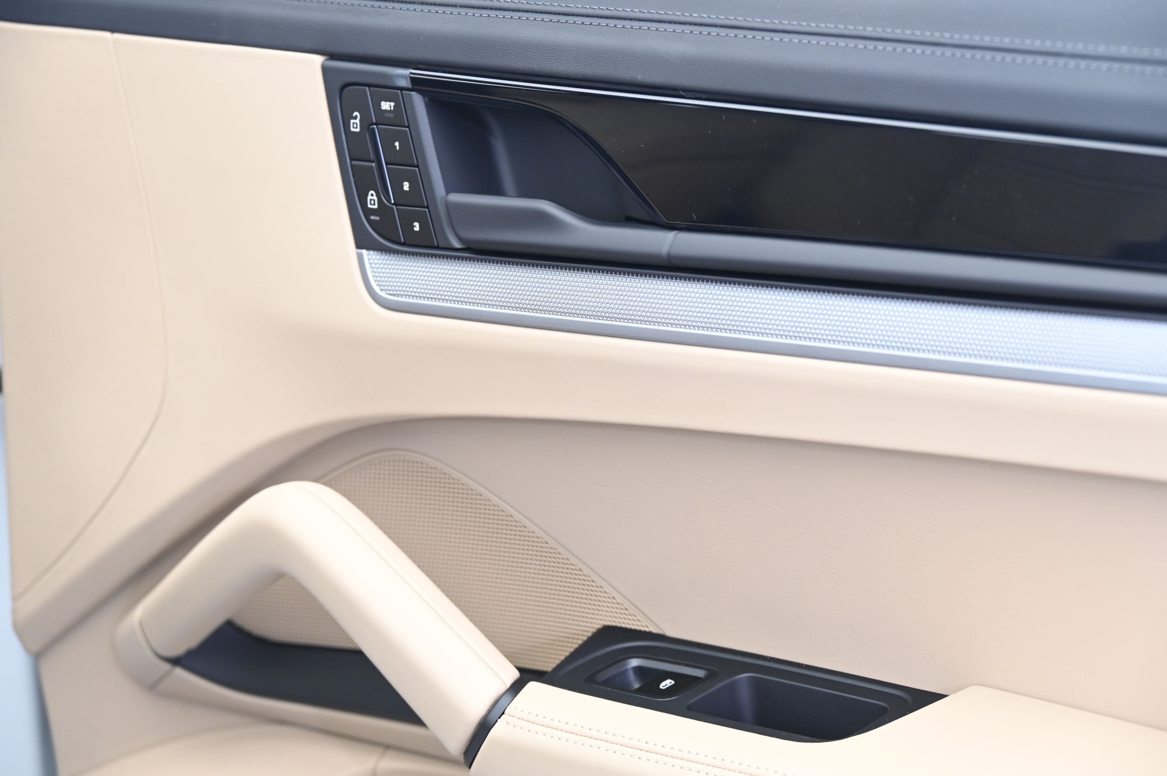 Thumbnail: 2026 Porsche  - 21