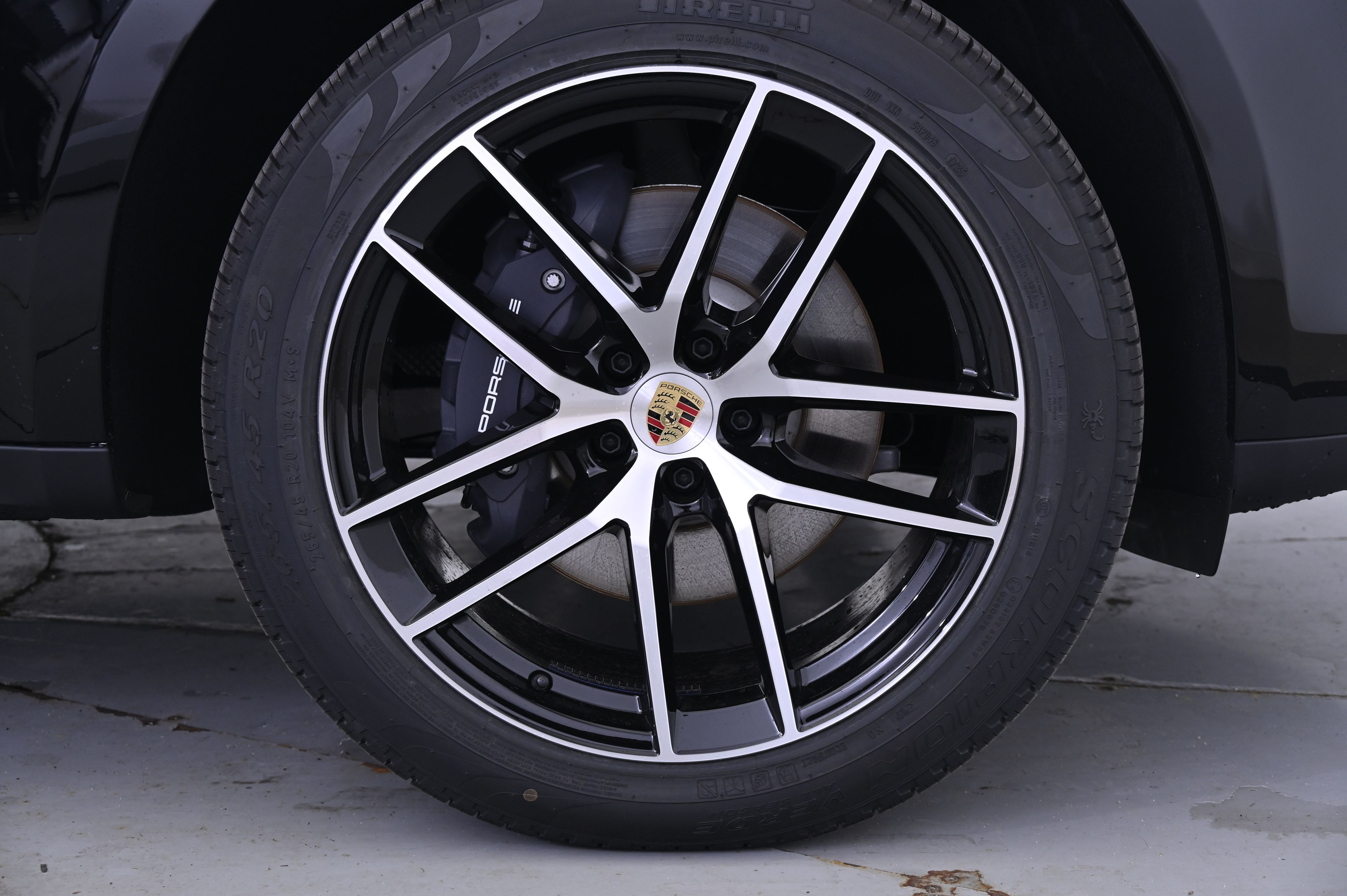 Thumbnail: 2026 Porsche Macan - 14