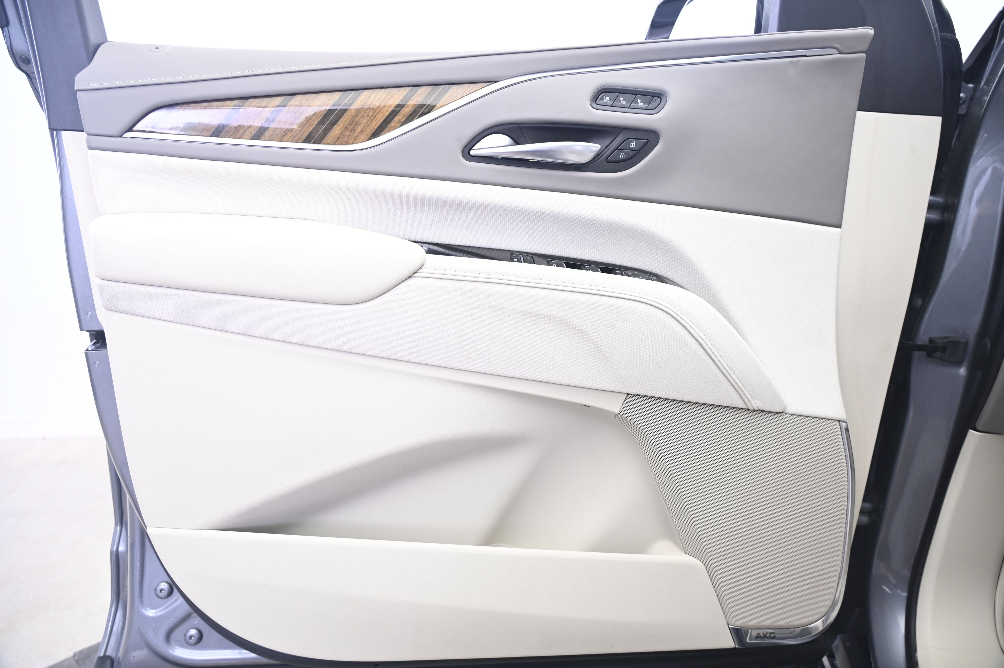 Thumbnail: 2022 Cadillac Escalade - 28