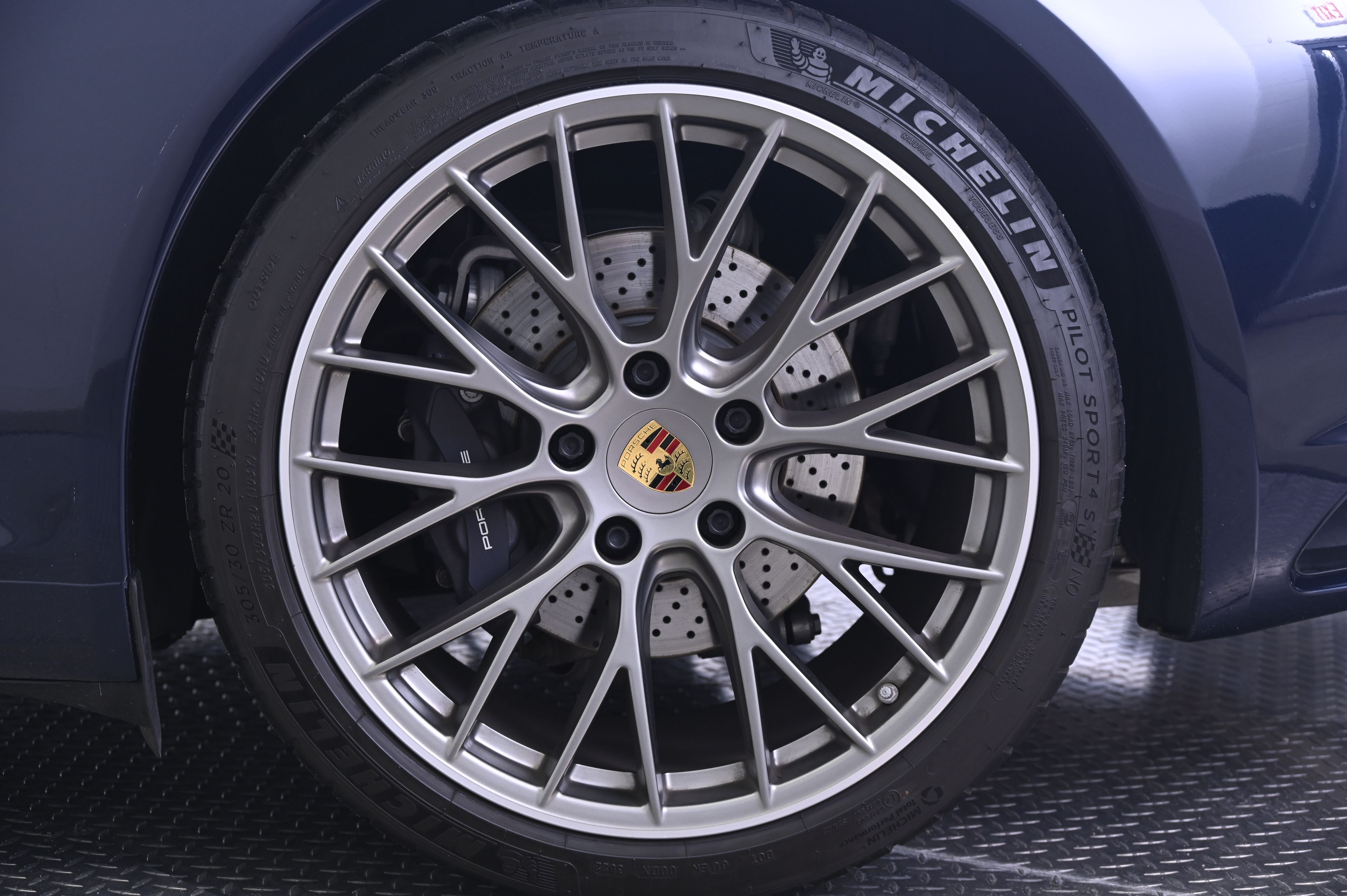 Thumbnail: 2019 Porsche 911 - 12