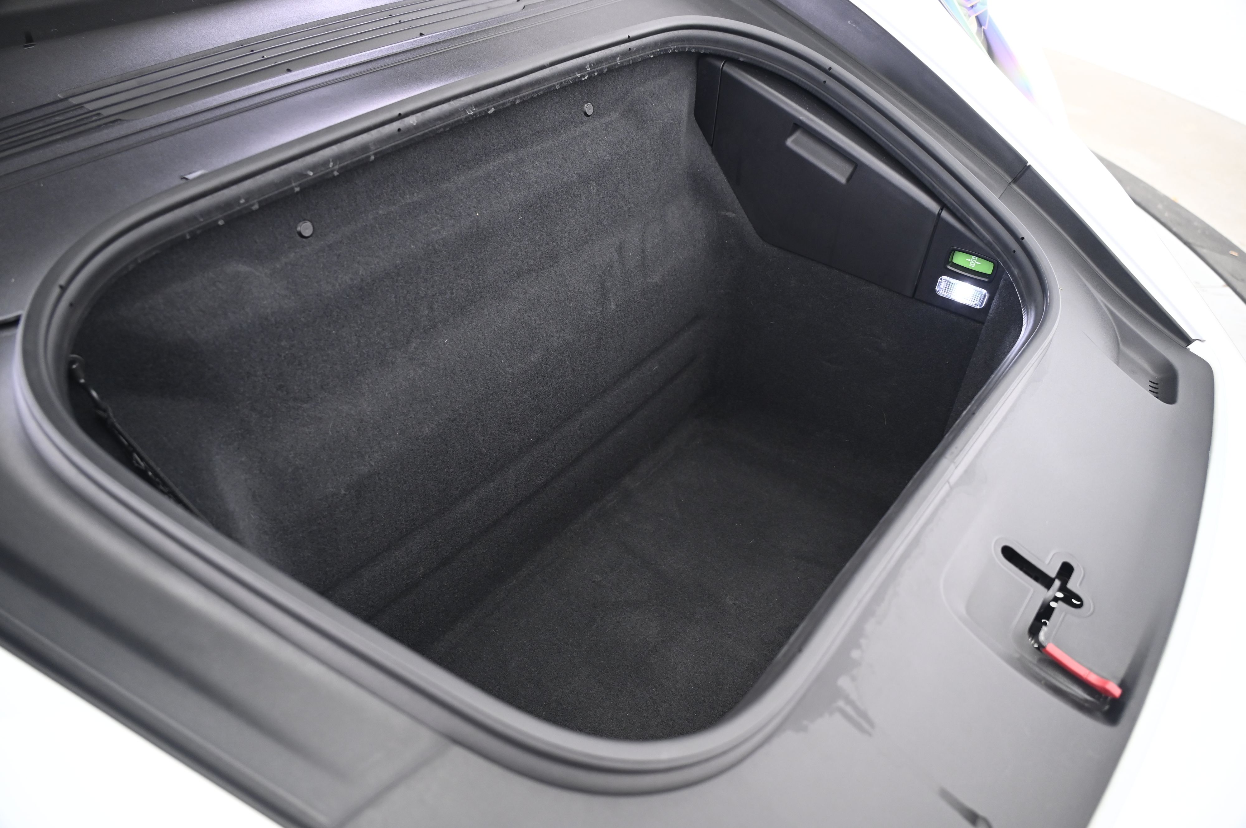 Thumbnail: 2022 Porsche 911 - 18