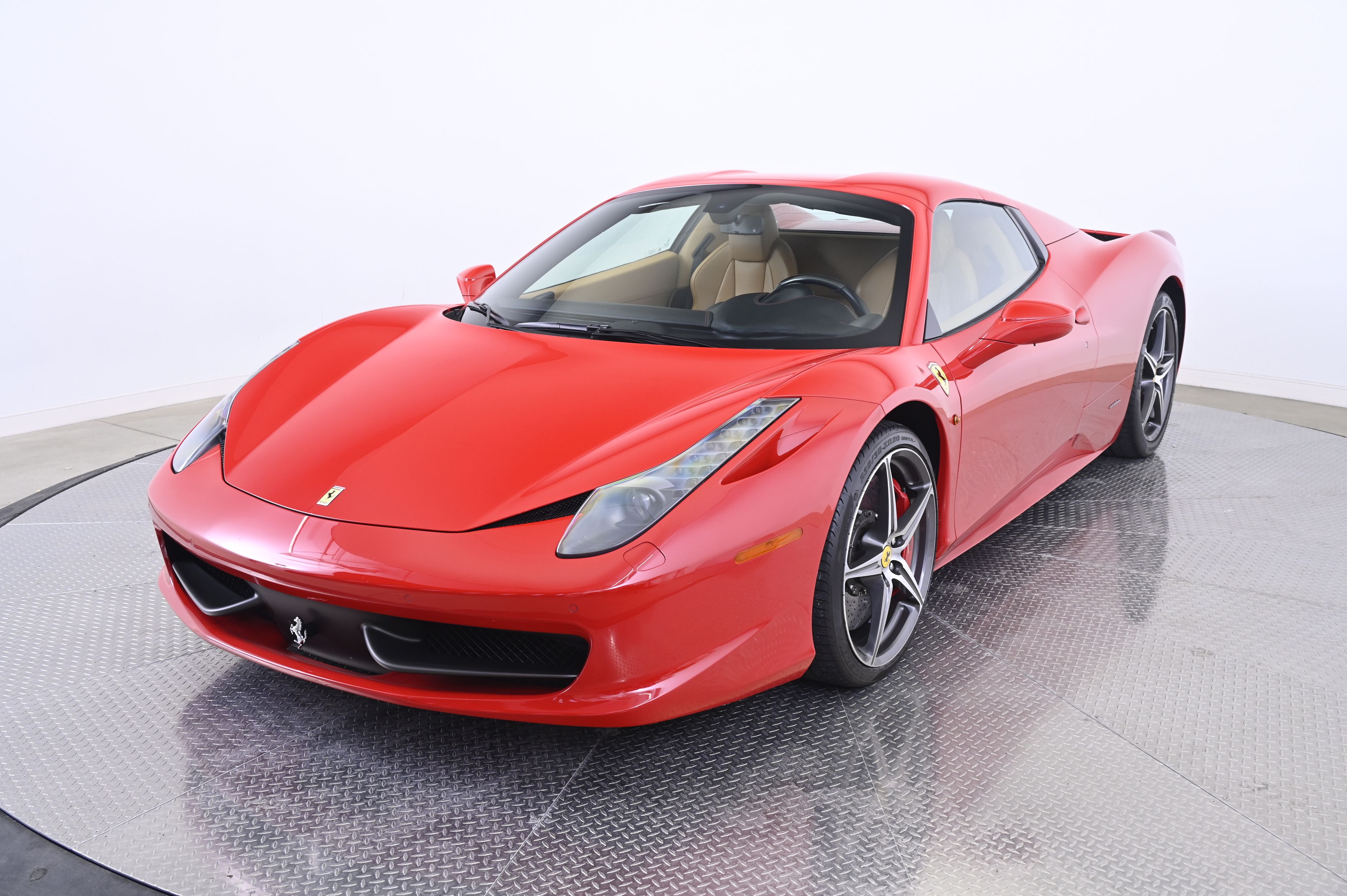 Thumbnail: 2013 Ferrari 458 - 11