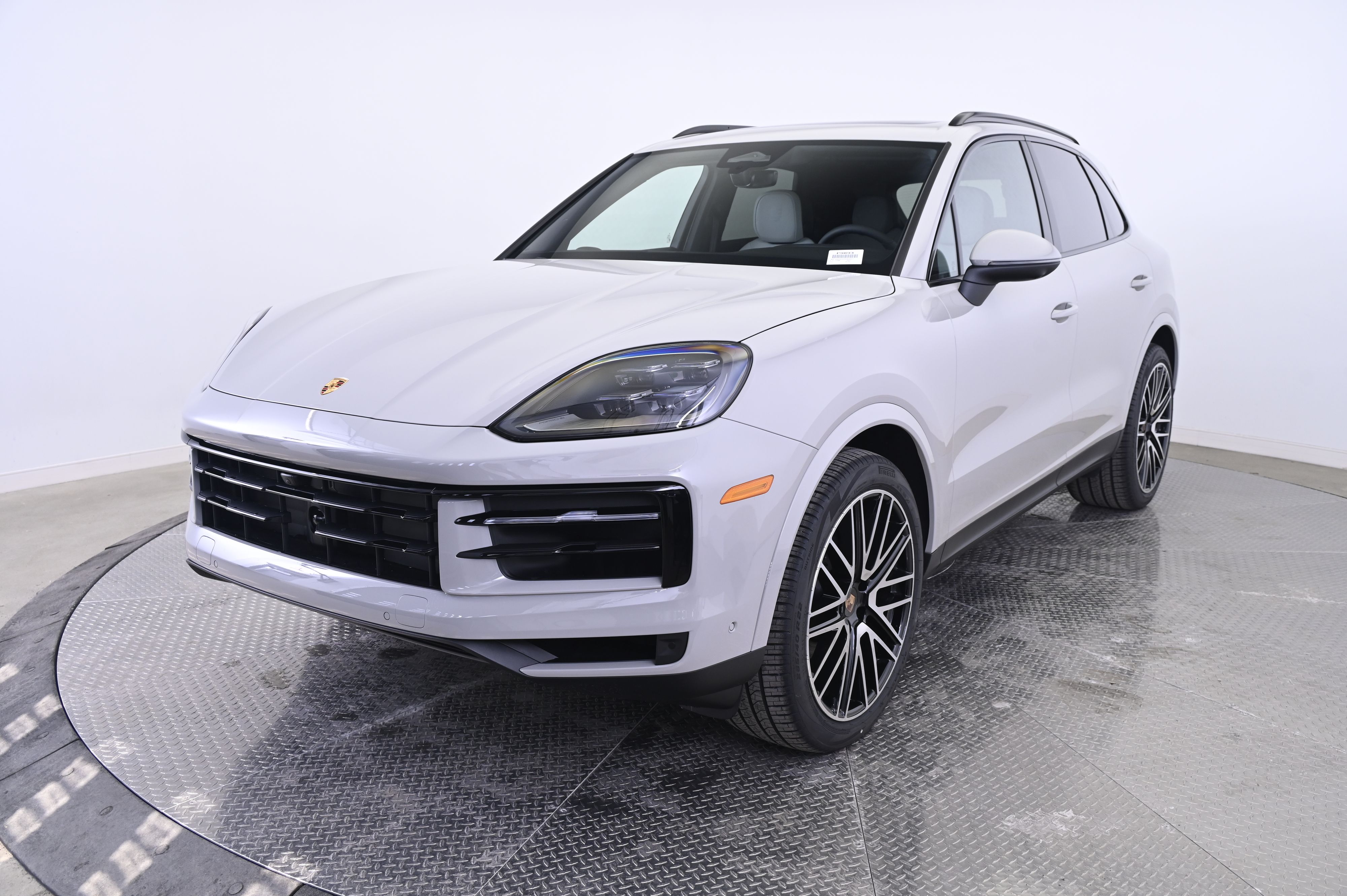 Thumbnail: 2026 Porsche Cayenne - 1