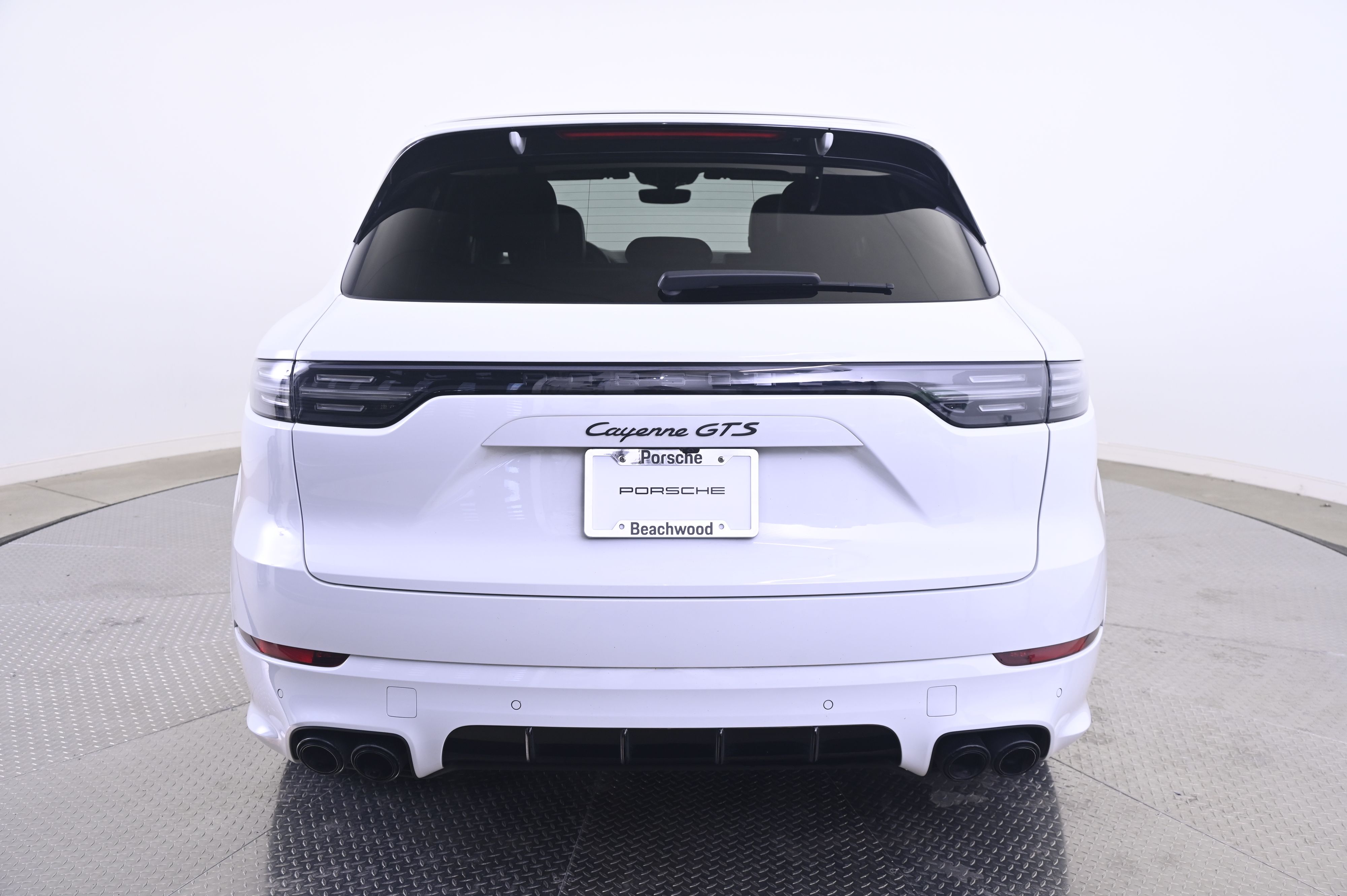 Thumbnail: 2023 Porsche Cayenne - 6