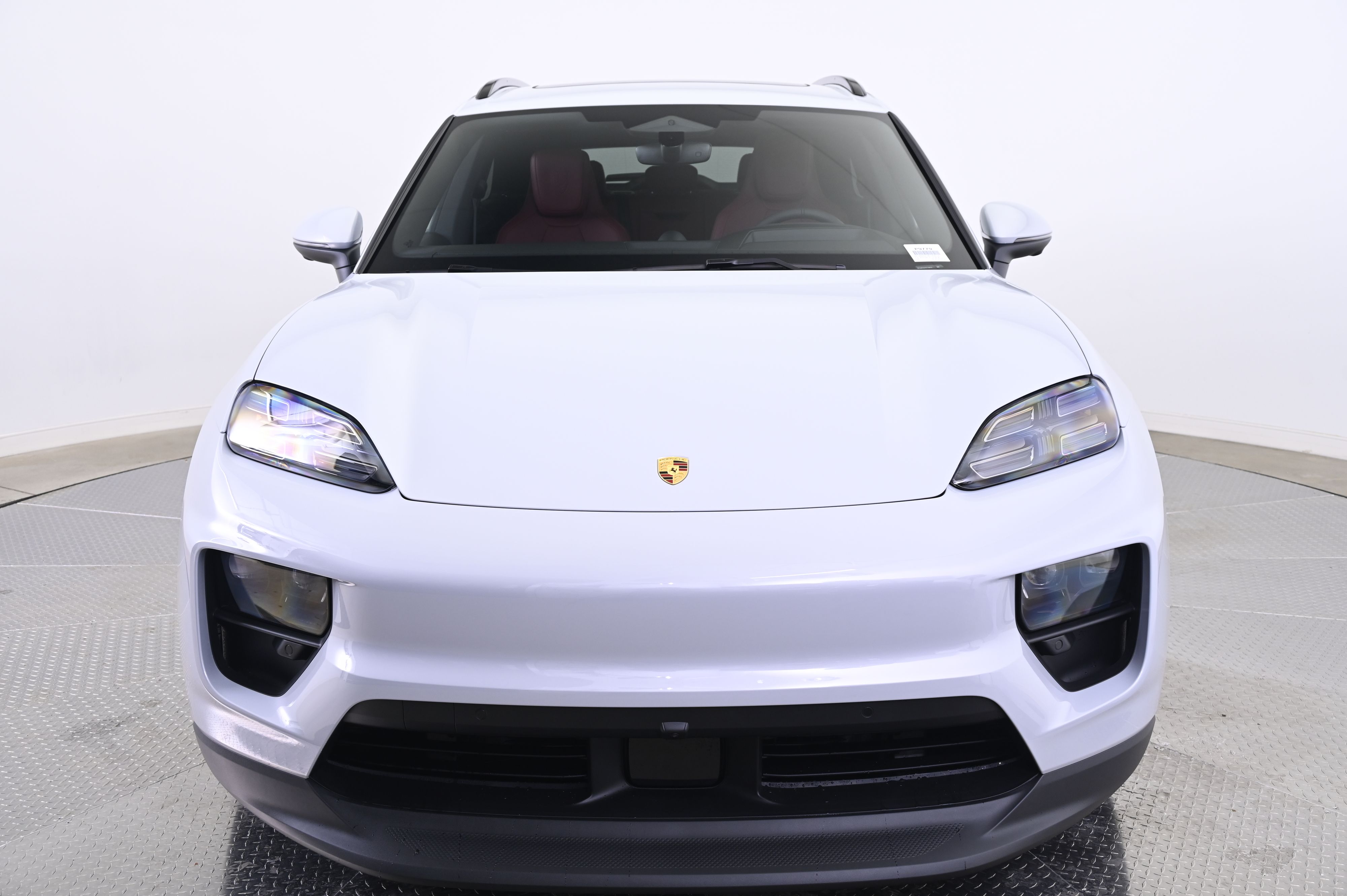 Thumbnail: 2025 Porsche Macan - 10