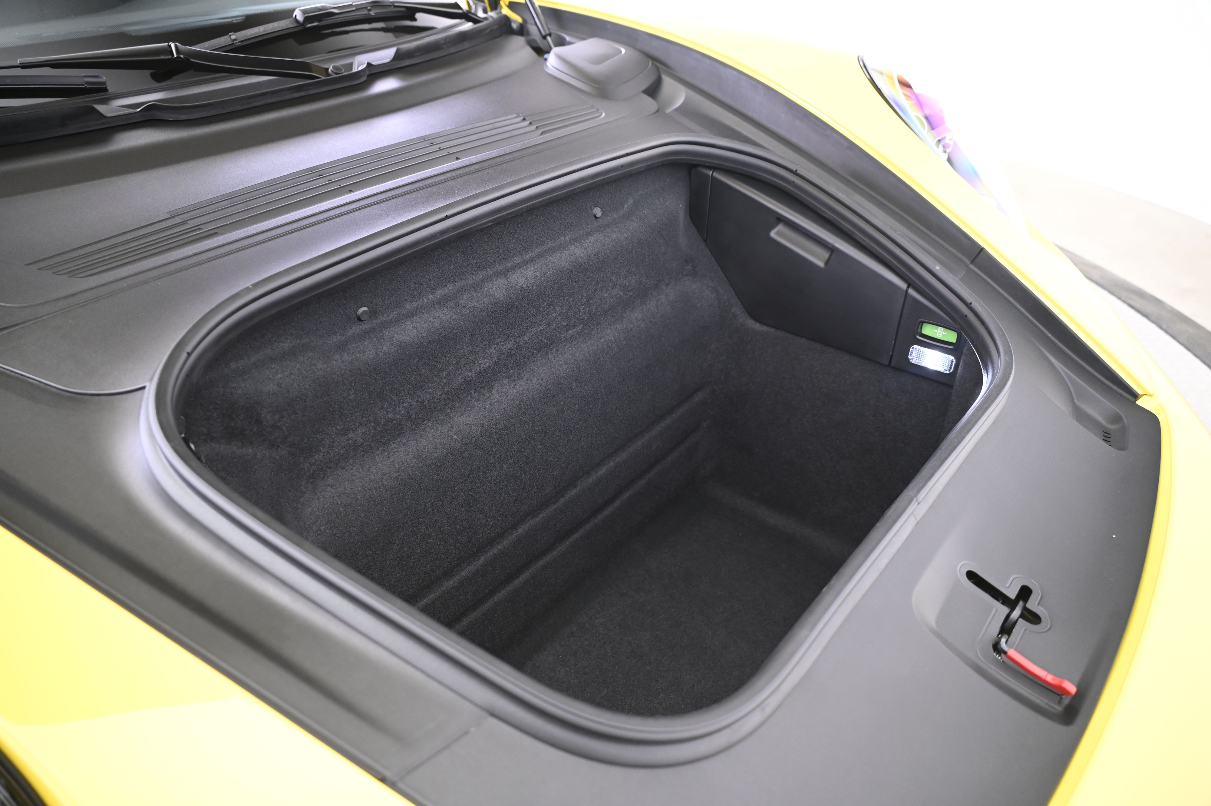 Thumbnail: 2024 Porsche 911 - 15