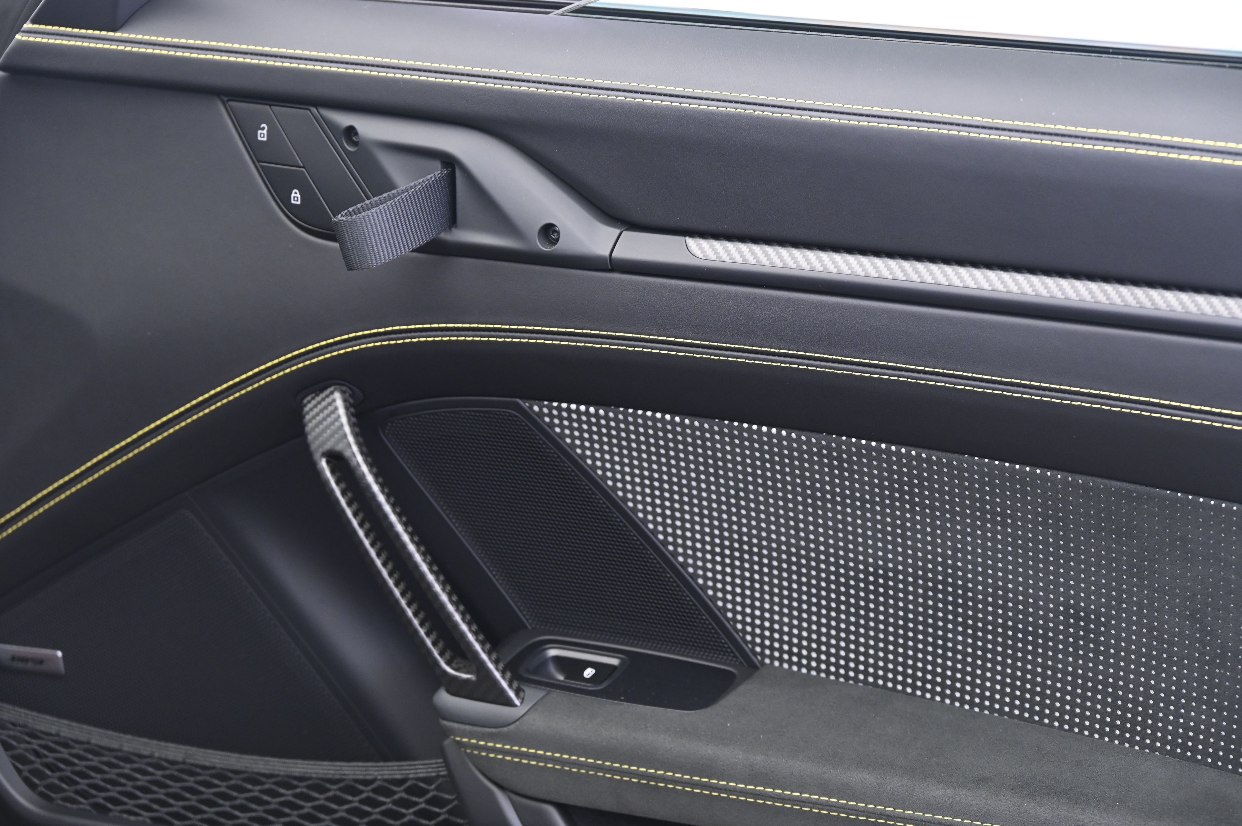 Thumbnail: 2024 Porsche 911 - 16