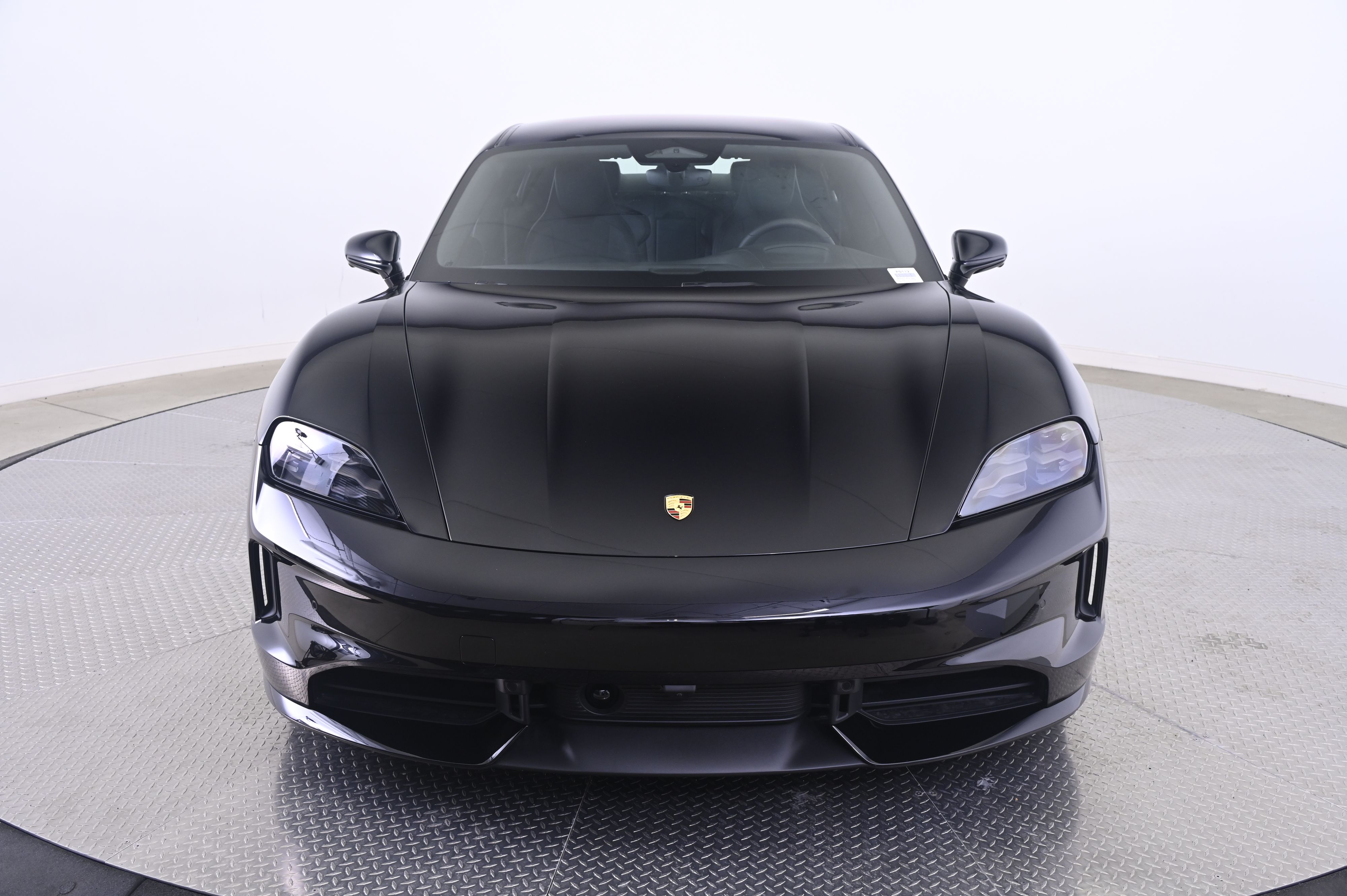 Thumbnail: 2026 Porsche Taycan - 10
