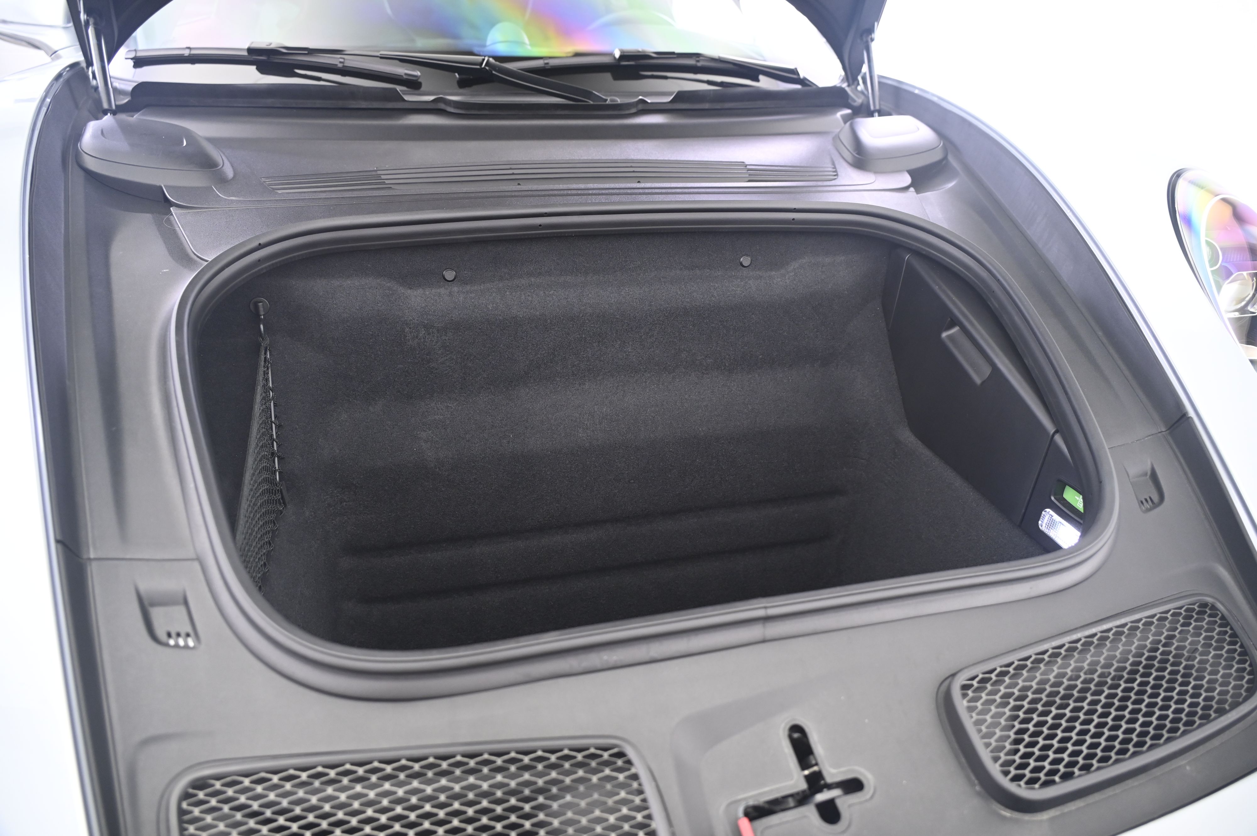 Thumbnail: 2022 Porsche 911 - 16