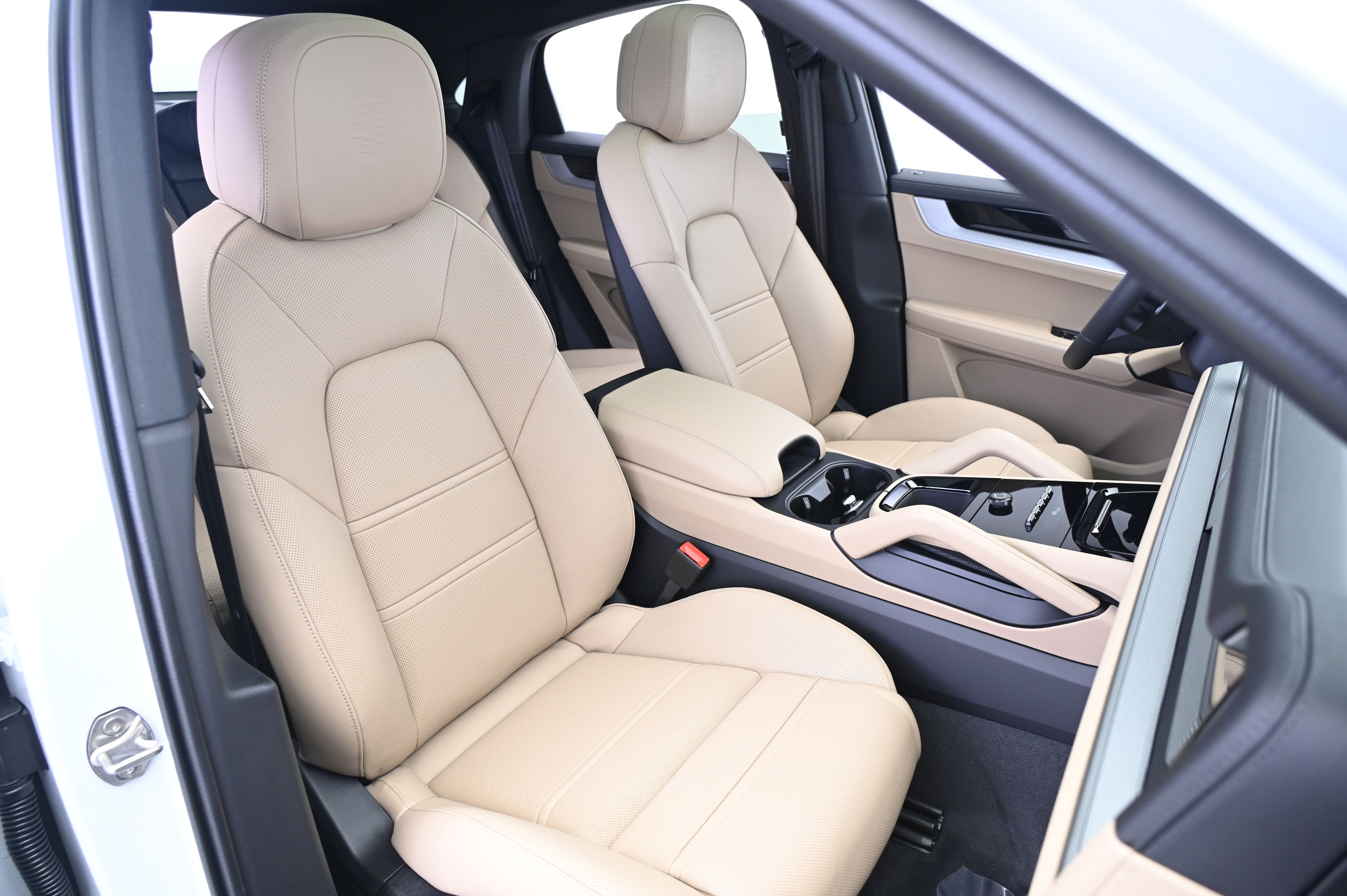 Thumbnail: 2026 Porsche  - 24