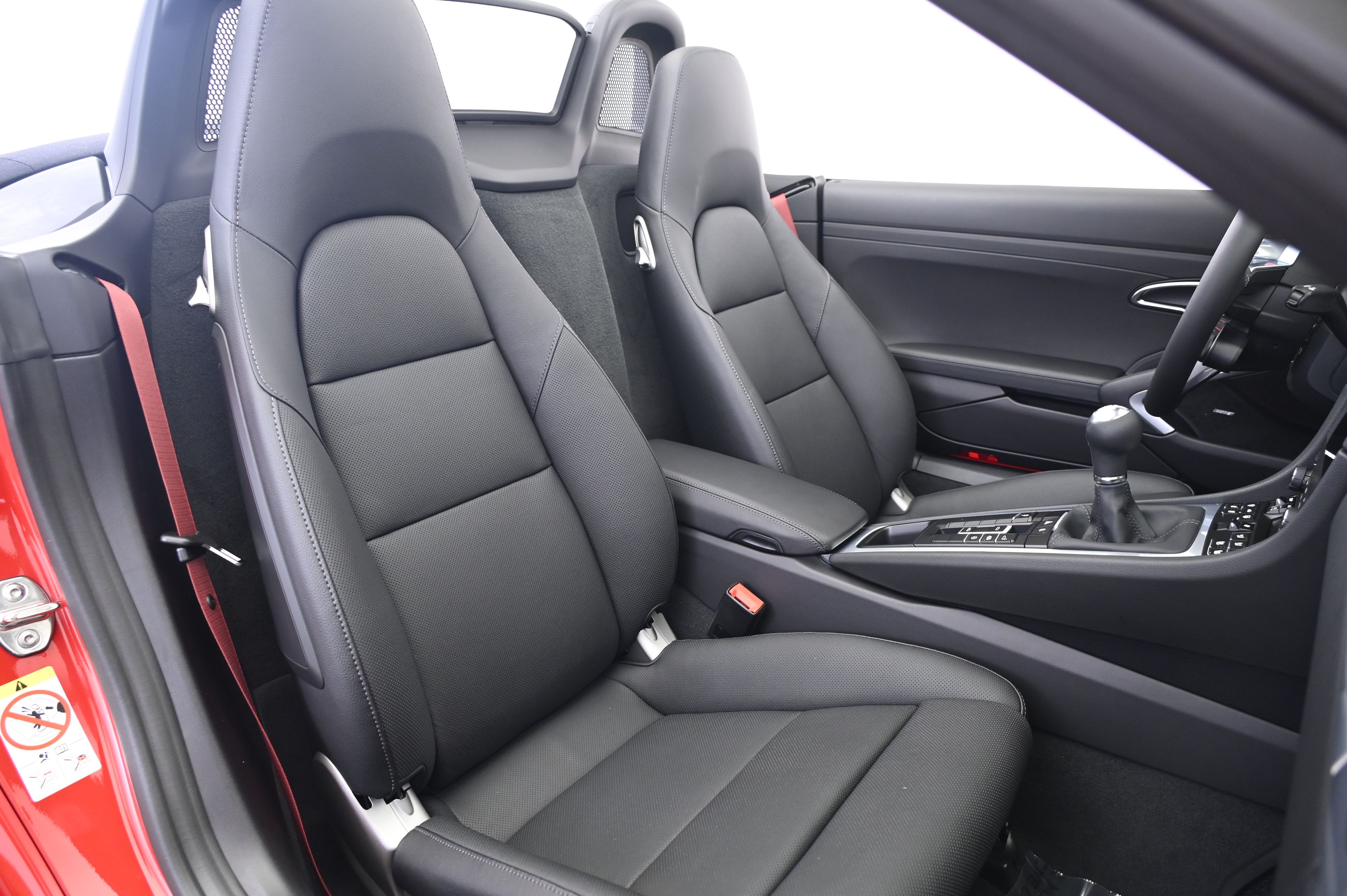 Thumbnail: 2025 Porsche 718 Boxster - 24