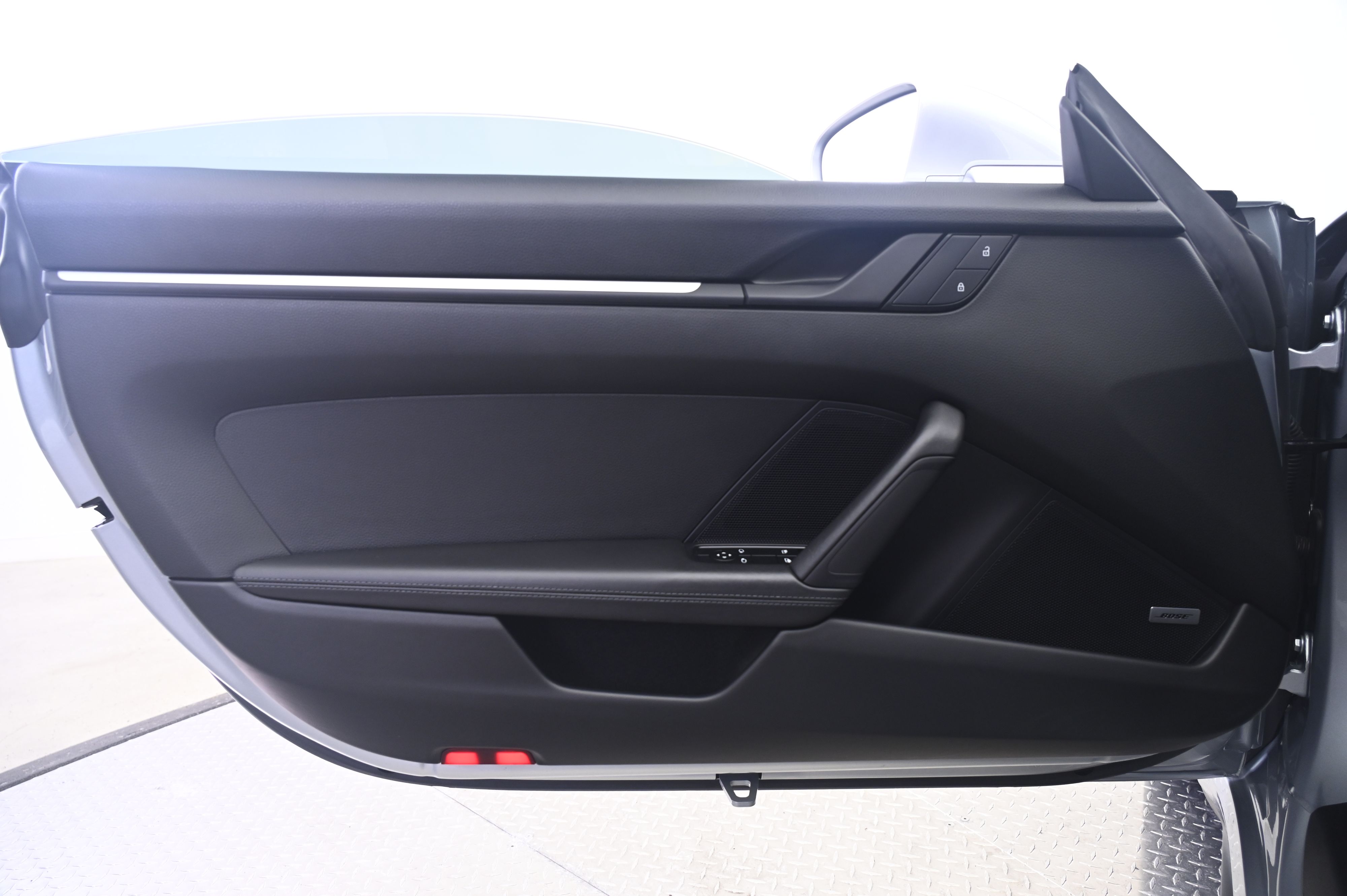 Thumbnail: 2022 Porsche 911 - 22