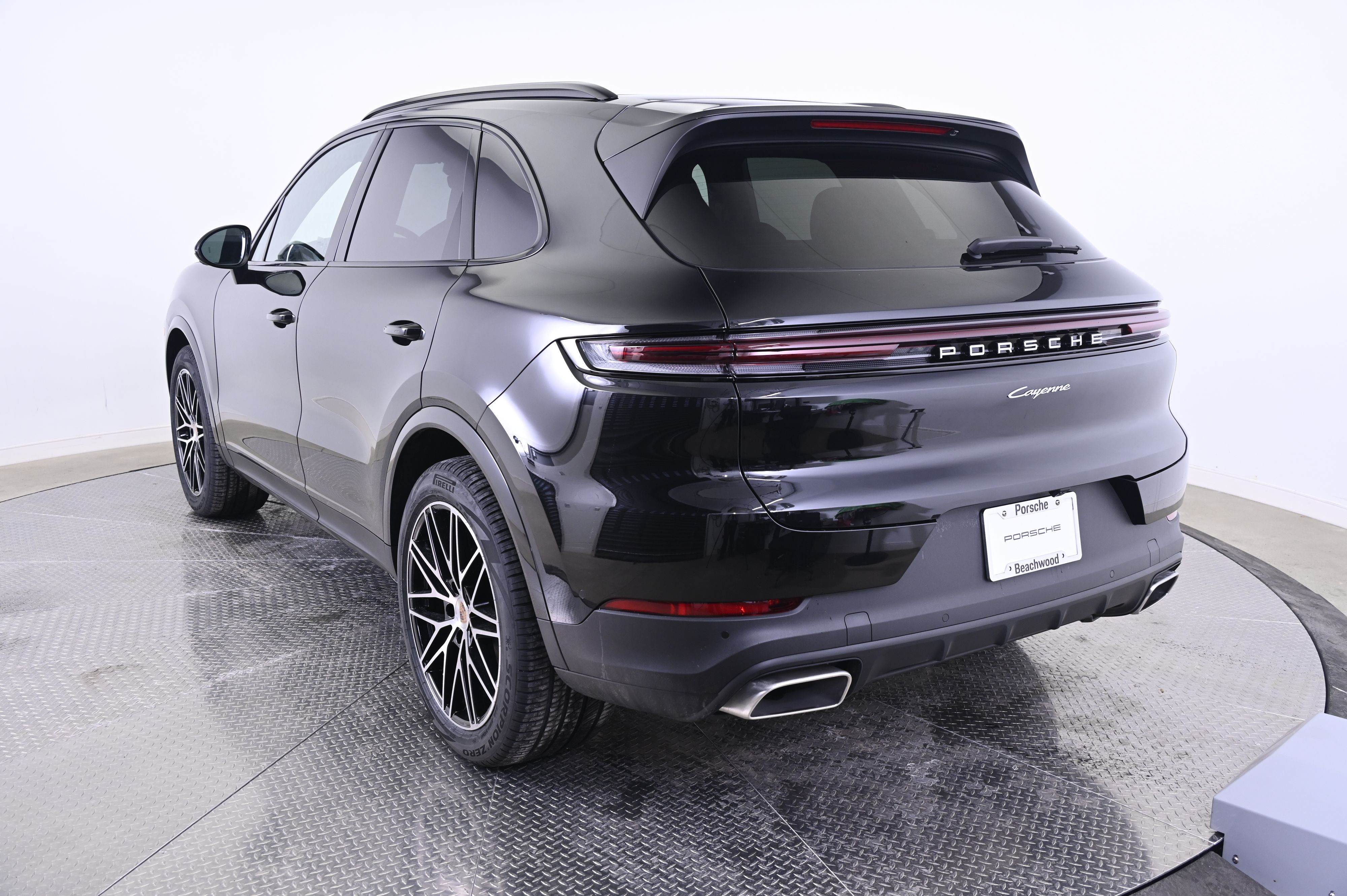 Thumbnail: 2026 Porsche Cayenne - 3