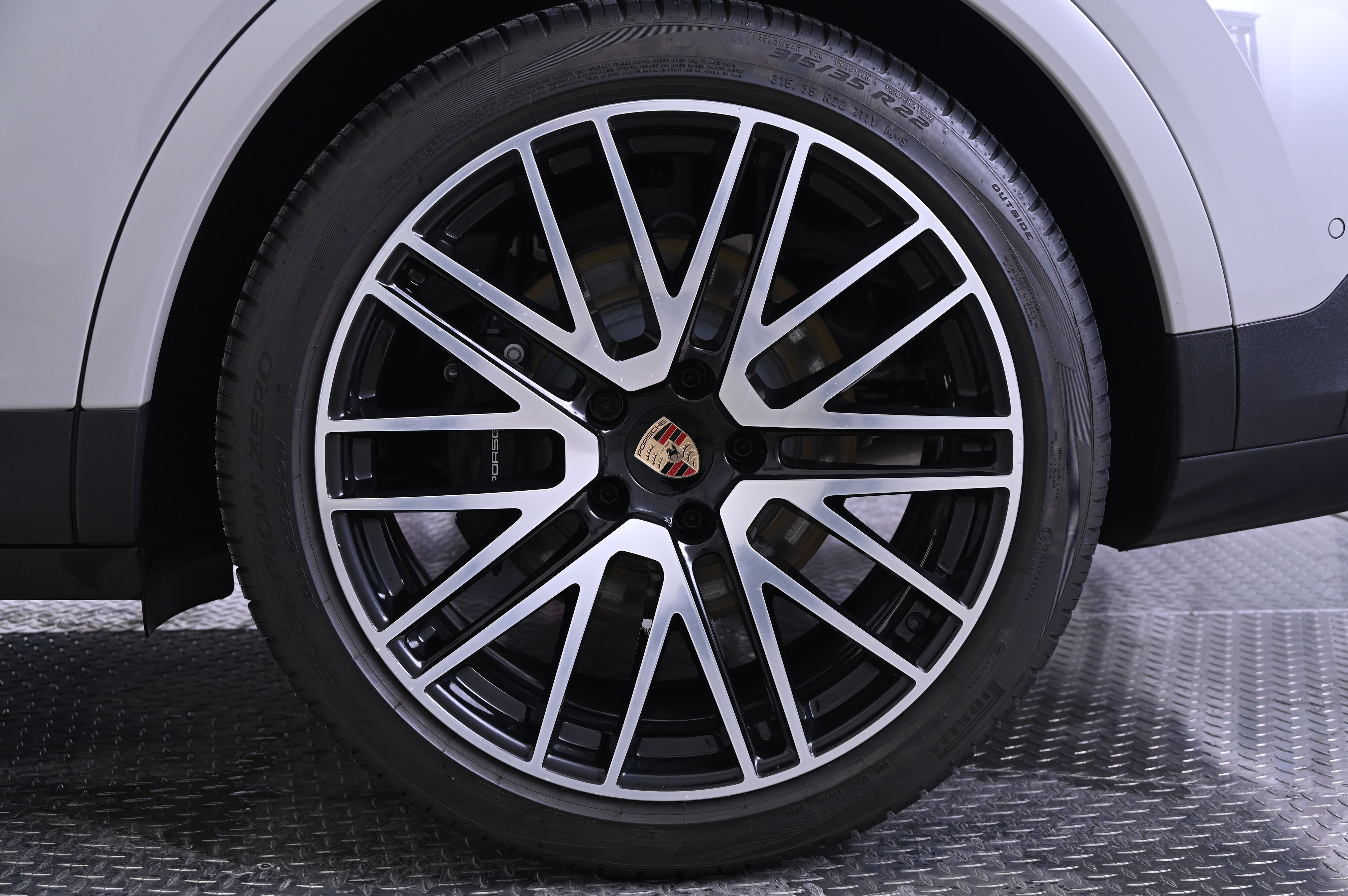 Thumbnail: 2025 Porsche Cayenne - 12