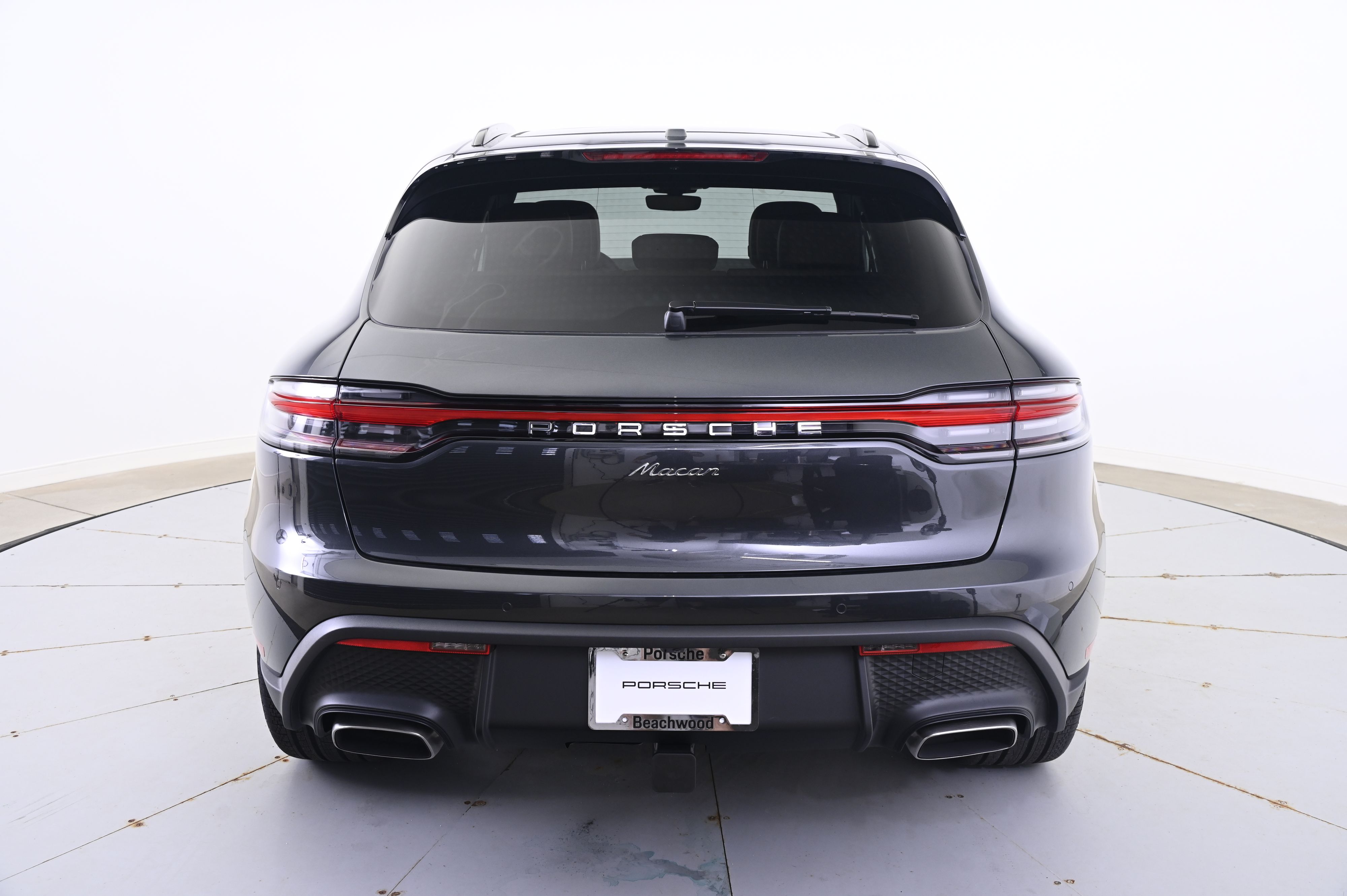 Thumbnail: 2025 Porsche Macan - 6