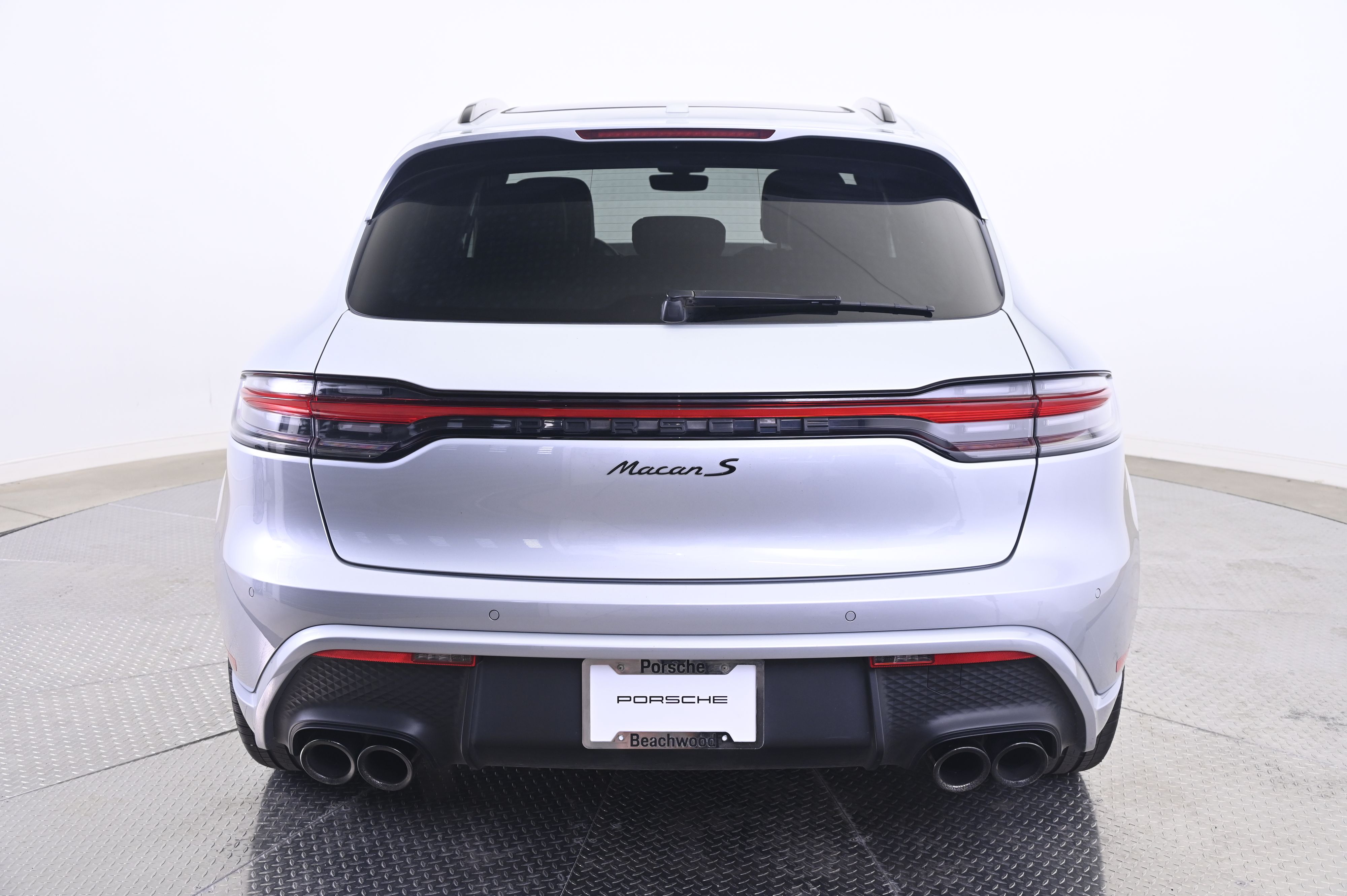 Thumbnail: 2023 Porsche Macan - 6