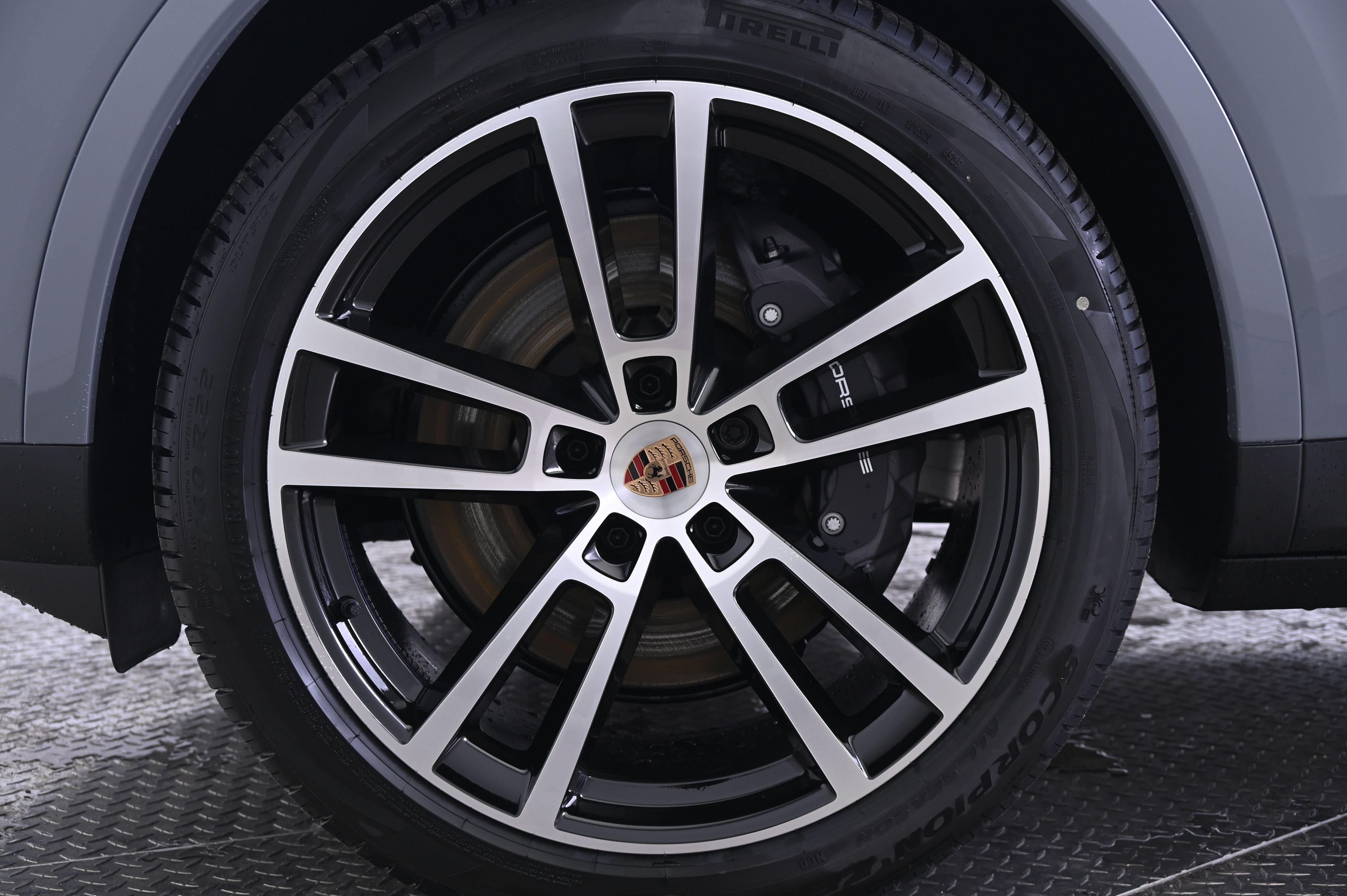 Thumbnail: 2026 Porsche Cayenne - 11