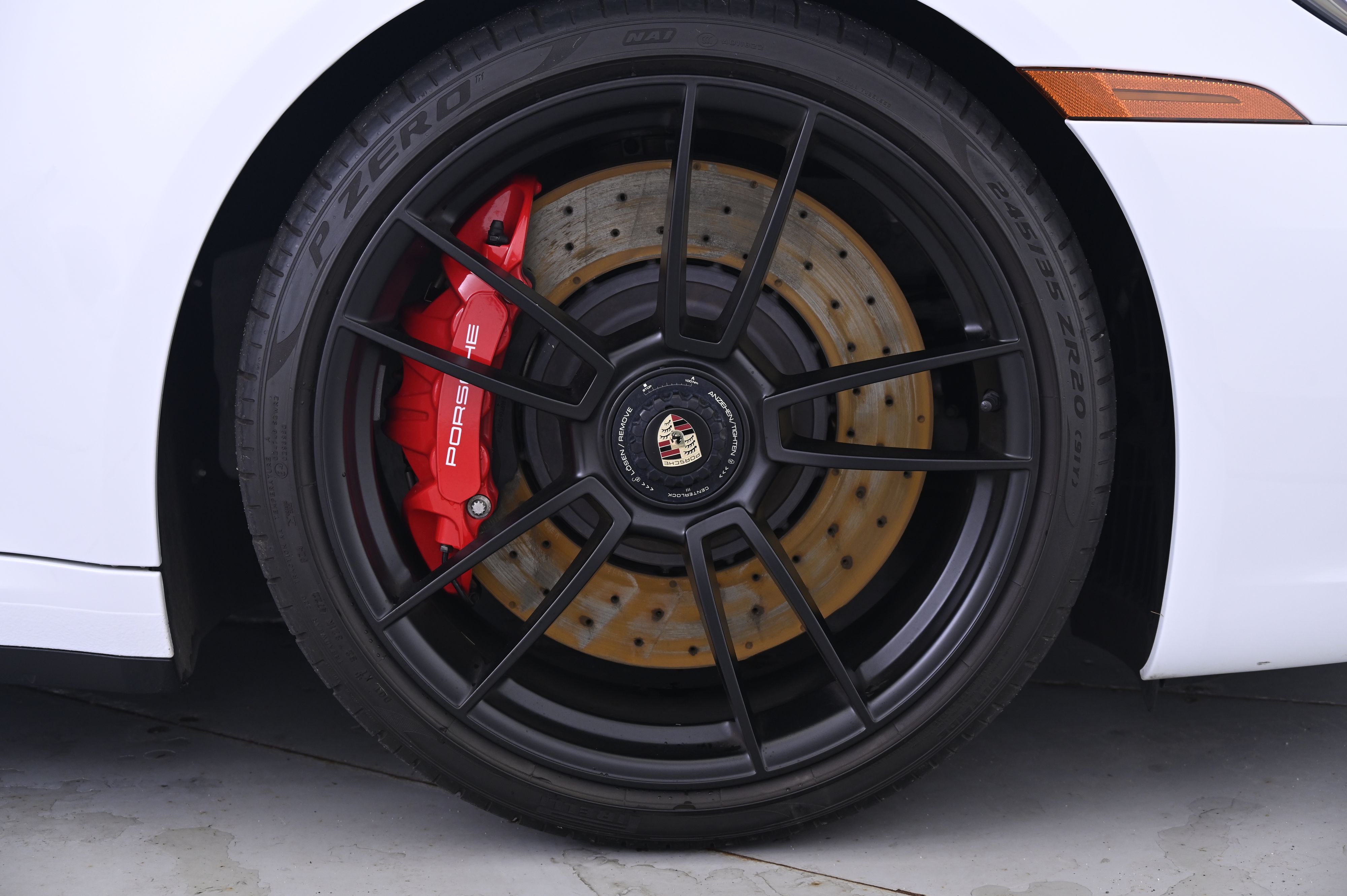 Thumbnail: 2022 Porsche 911 - 17