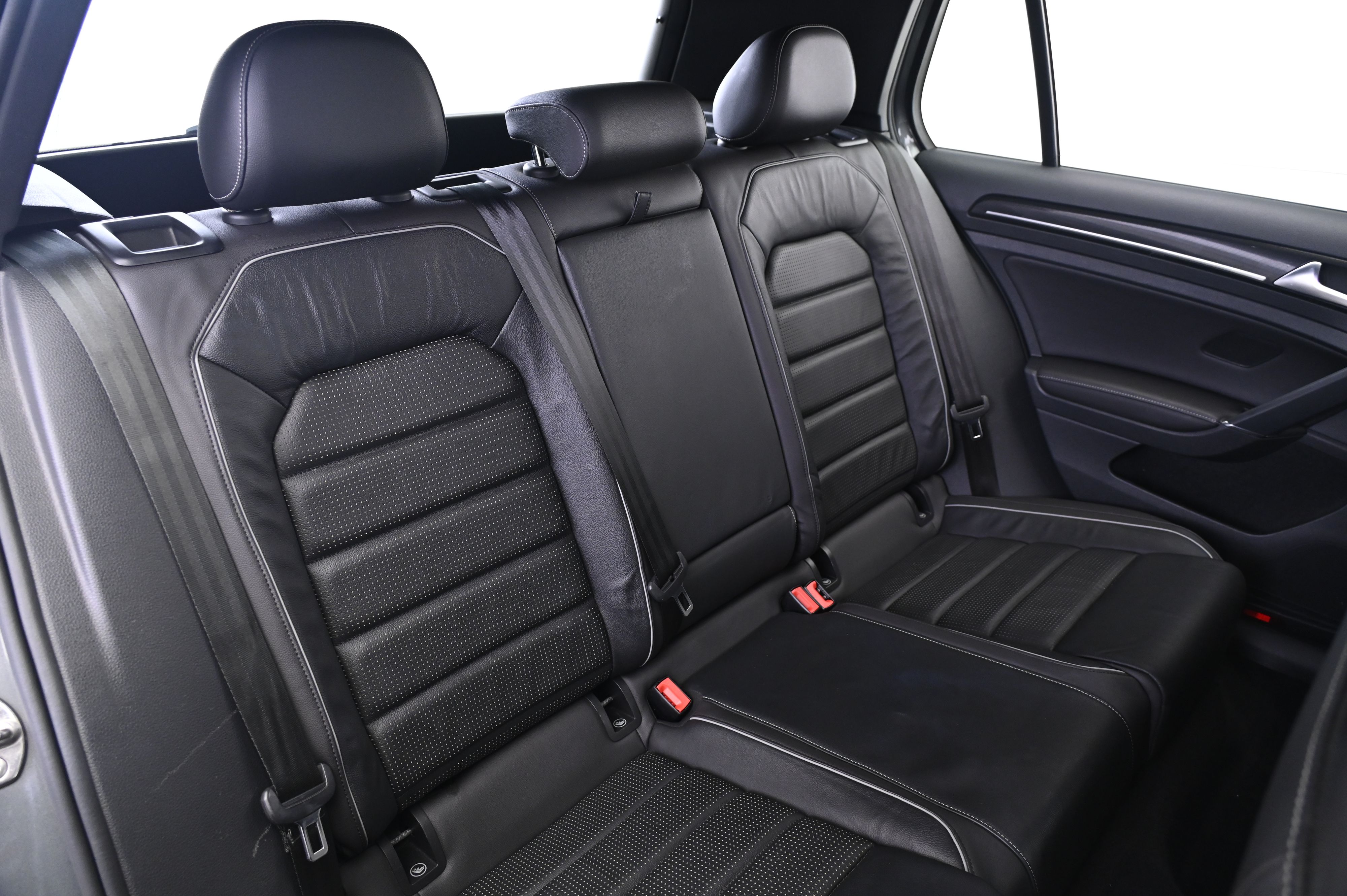 Thumbnail: 2018 Volkswagen Golf - 19