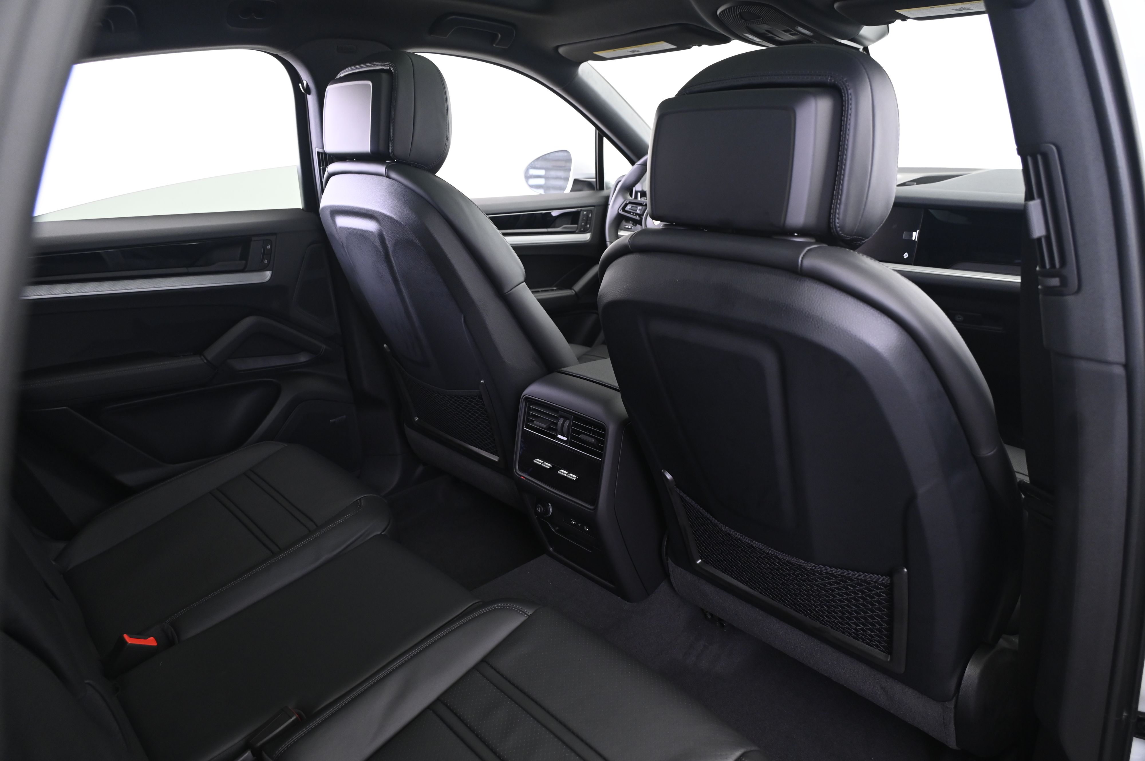 Thumbnail: 2026 Porsche  - 17