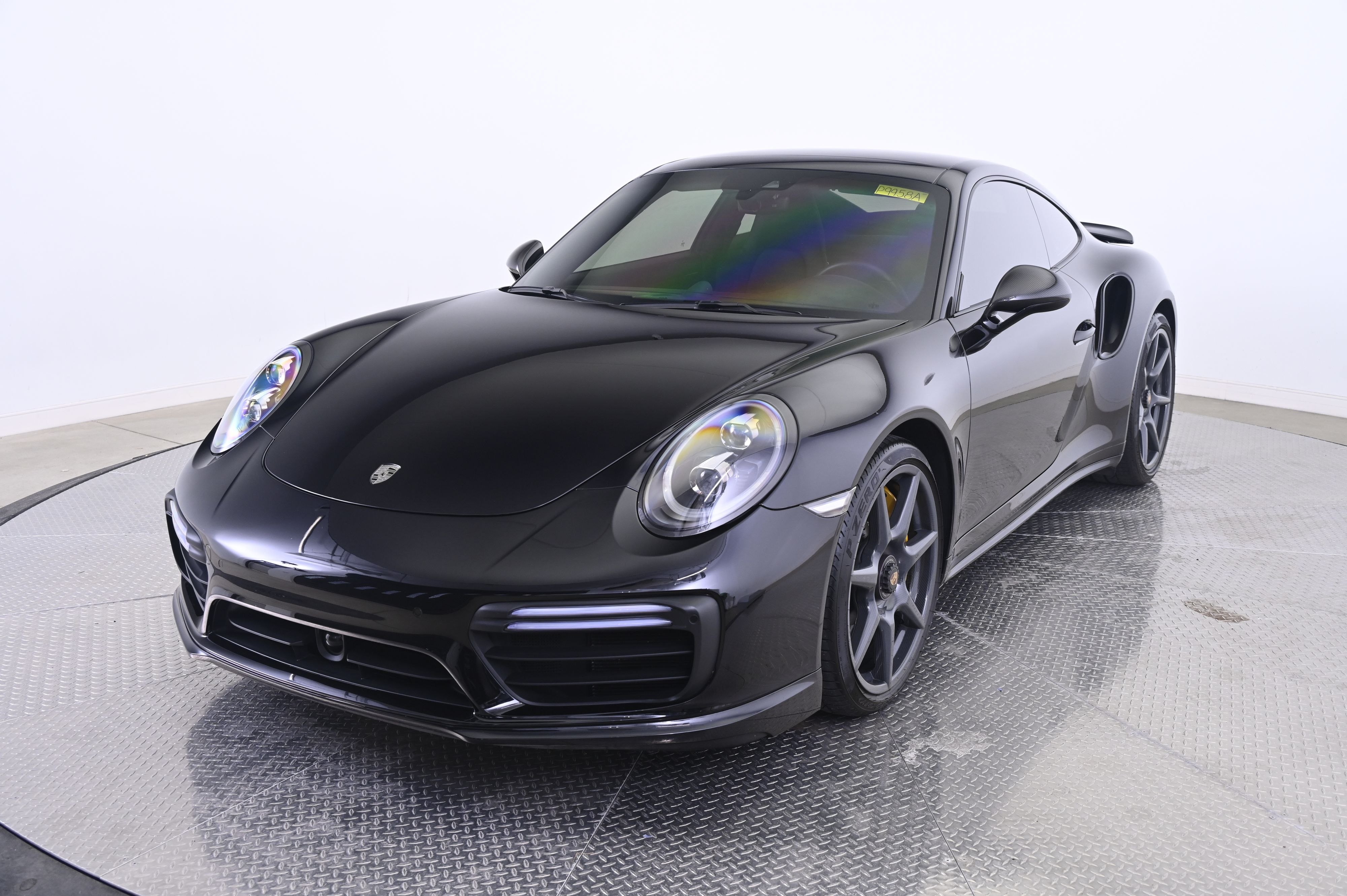 Thumbnail: 2019 Porsche 911 - 1