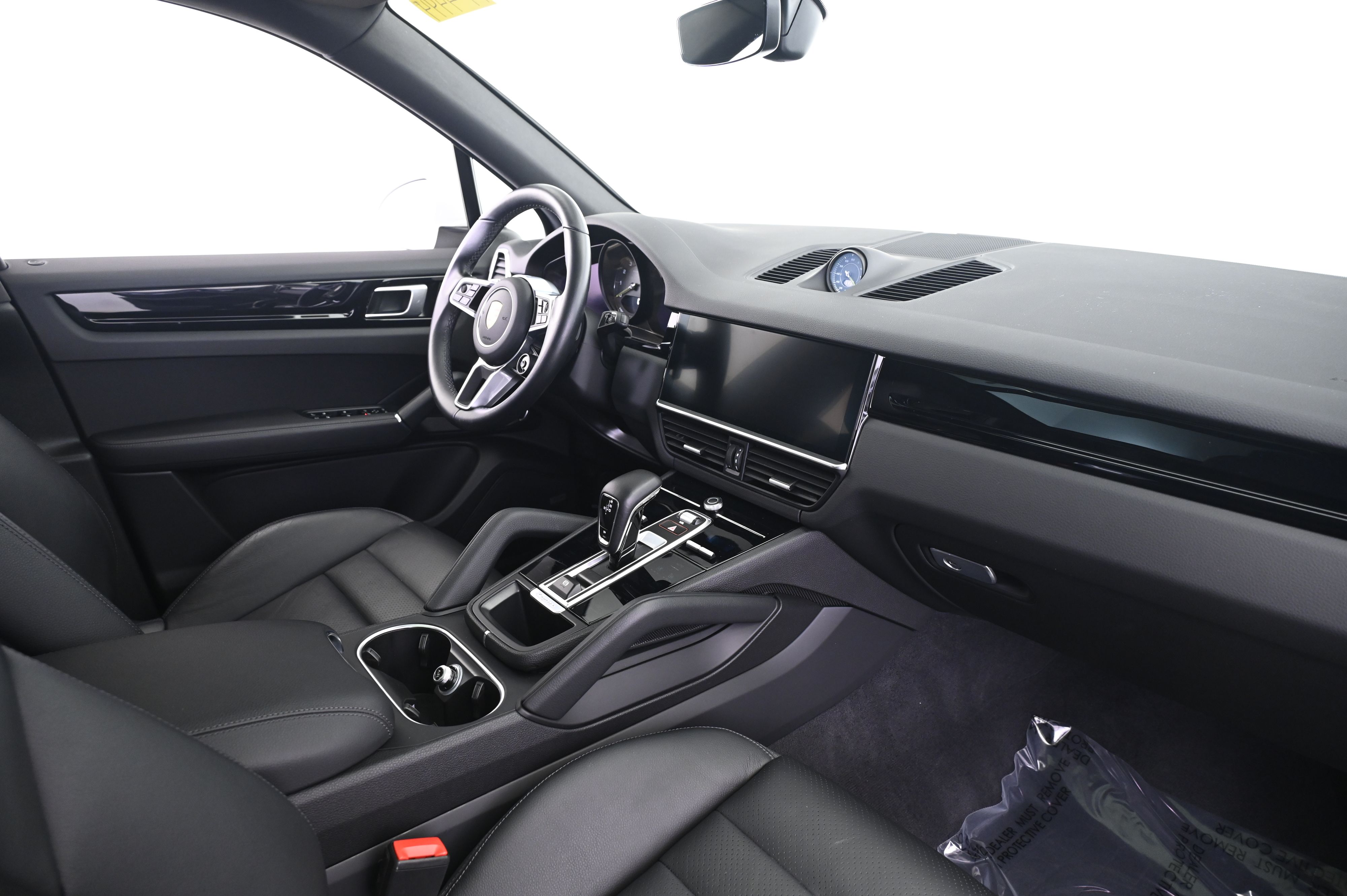 Thumbnail: 2022 Porsche Cayenne - 22