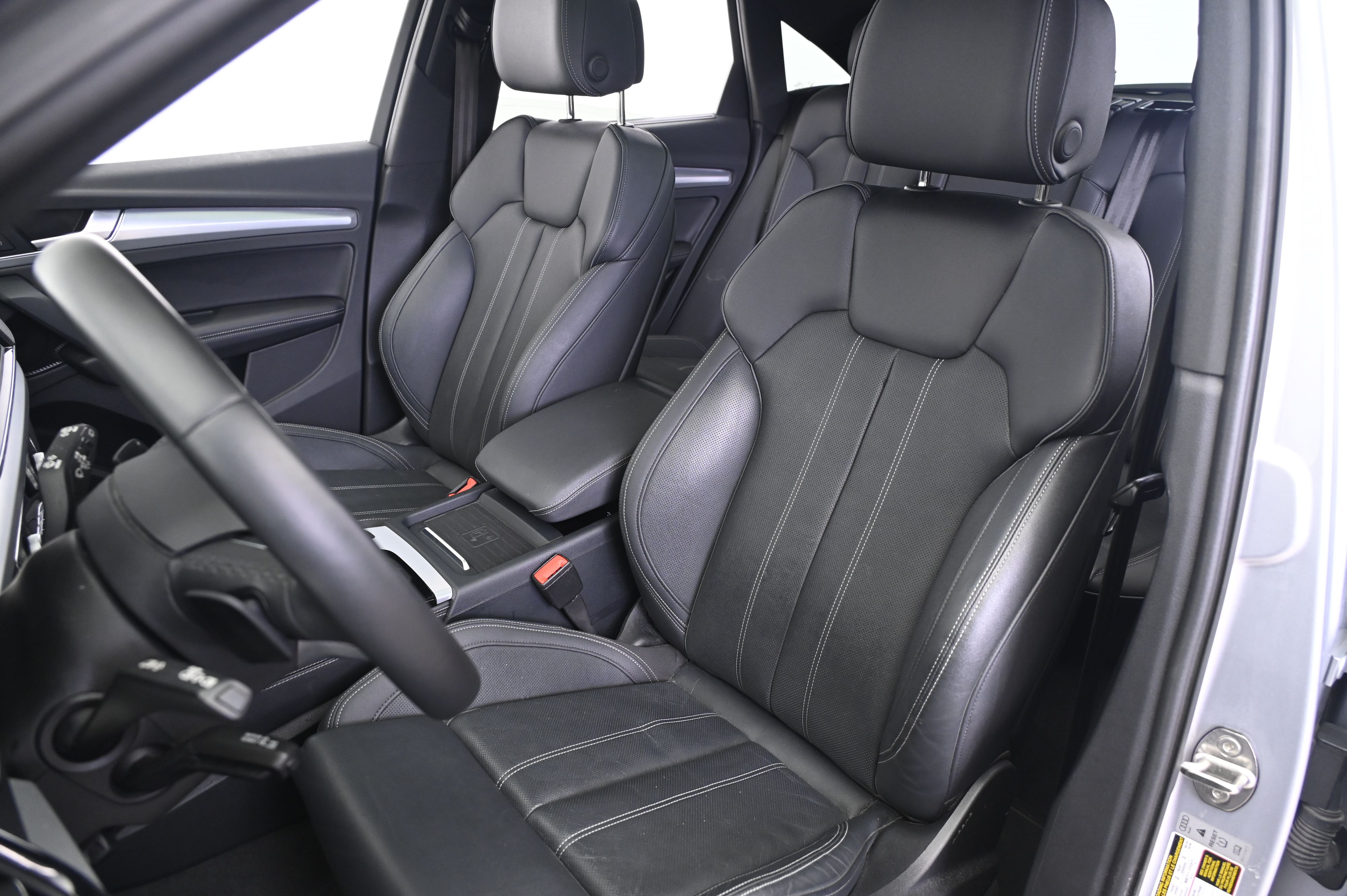 Thumbnail: 2023 Audi Q5 - 30