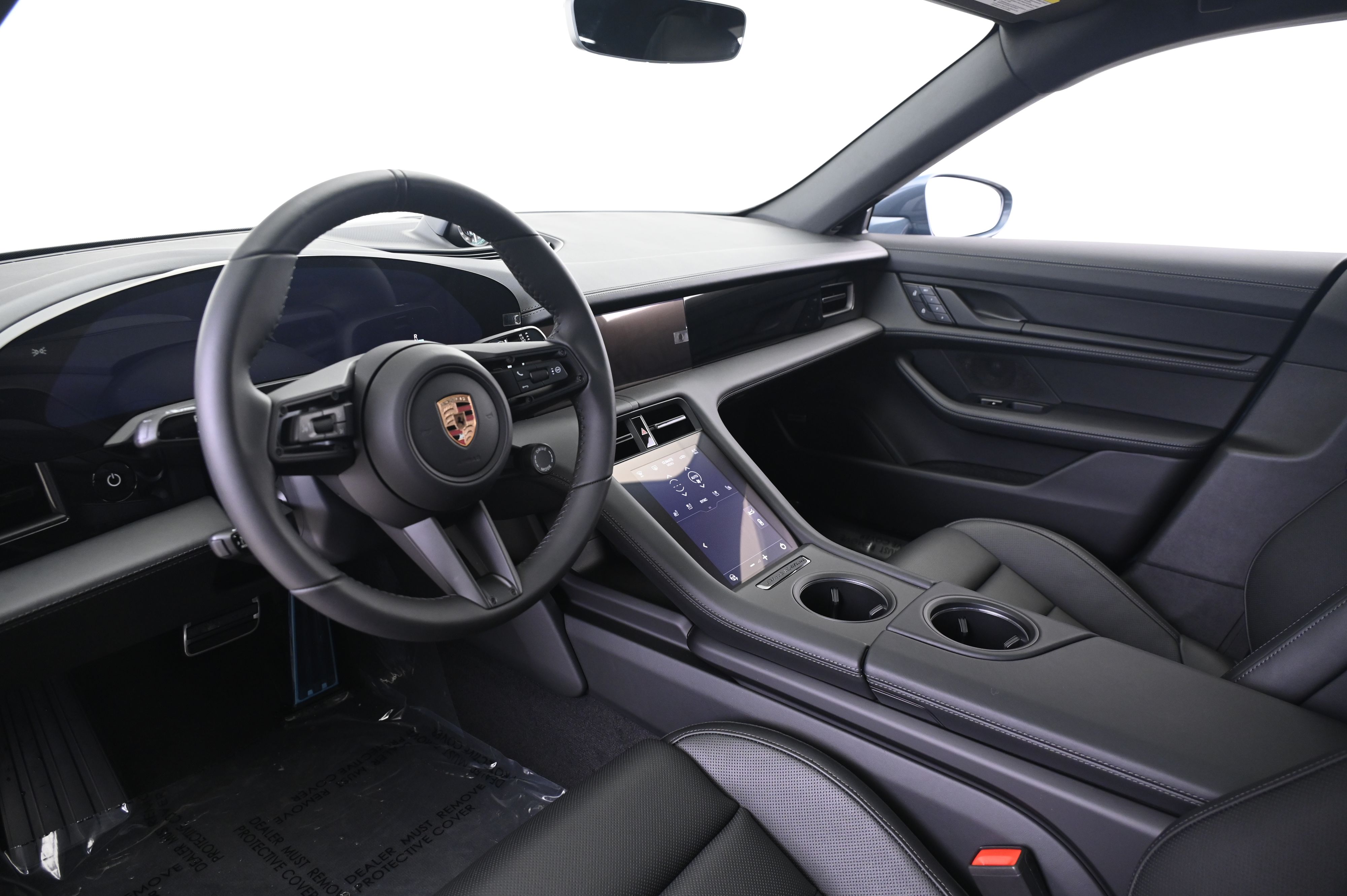 Thumbnail: 2026 Porsche Taycan - 4