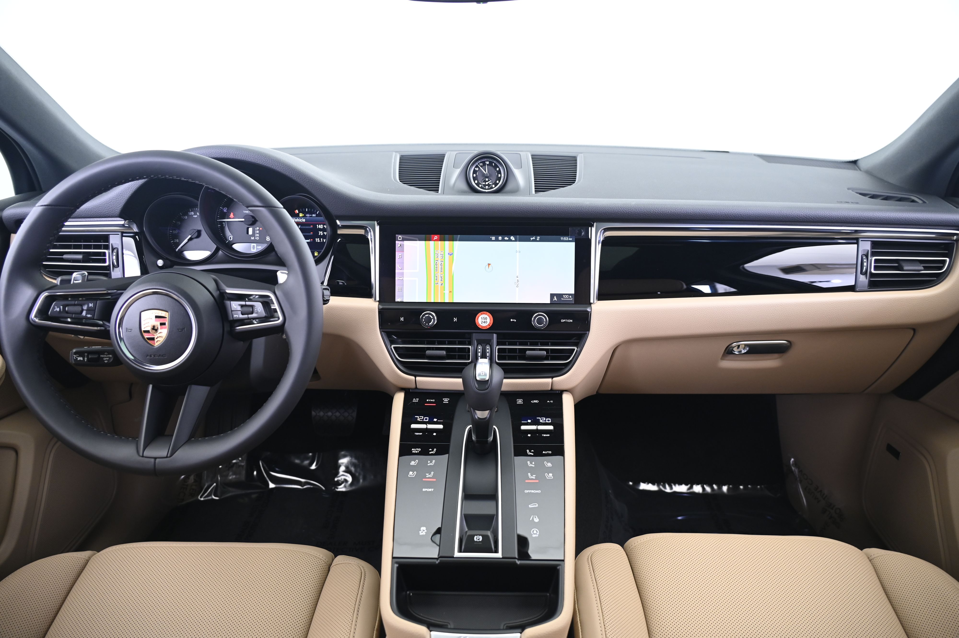 Thumbnail: 2026 Porsche Macan - 31