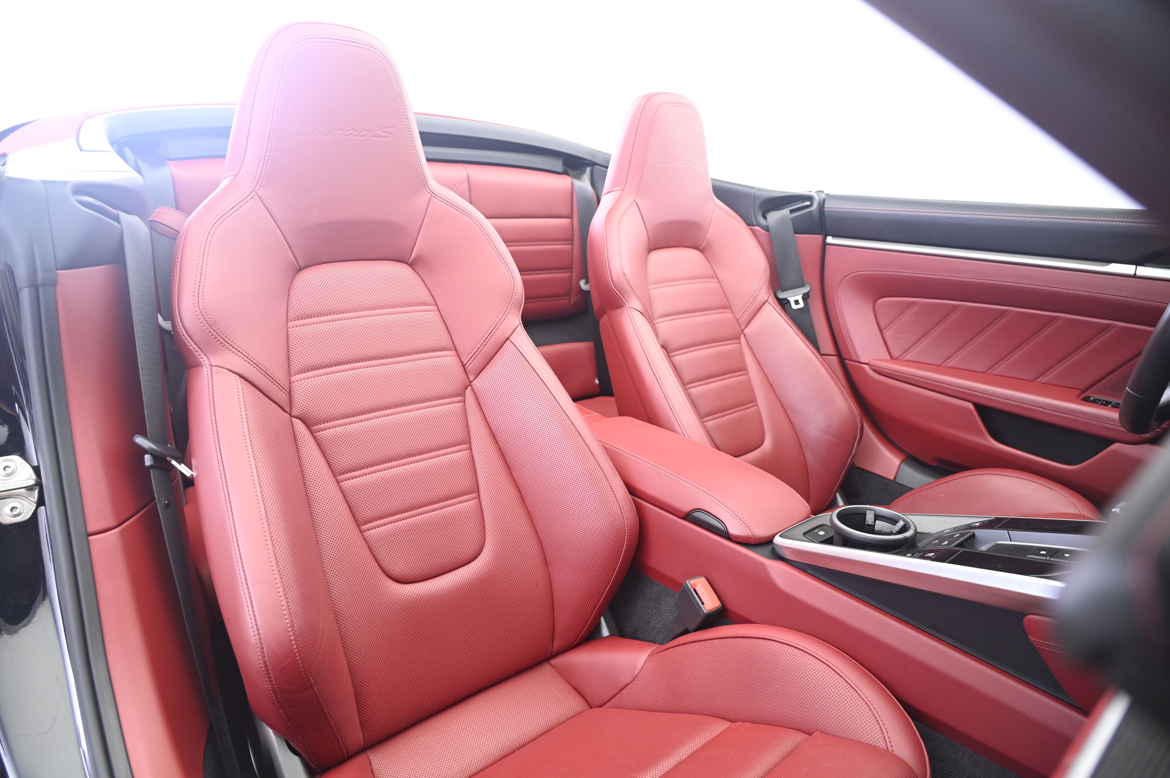 Thumbnail: 2021 Porsche 911 - 23