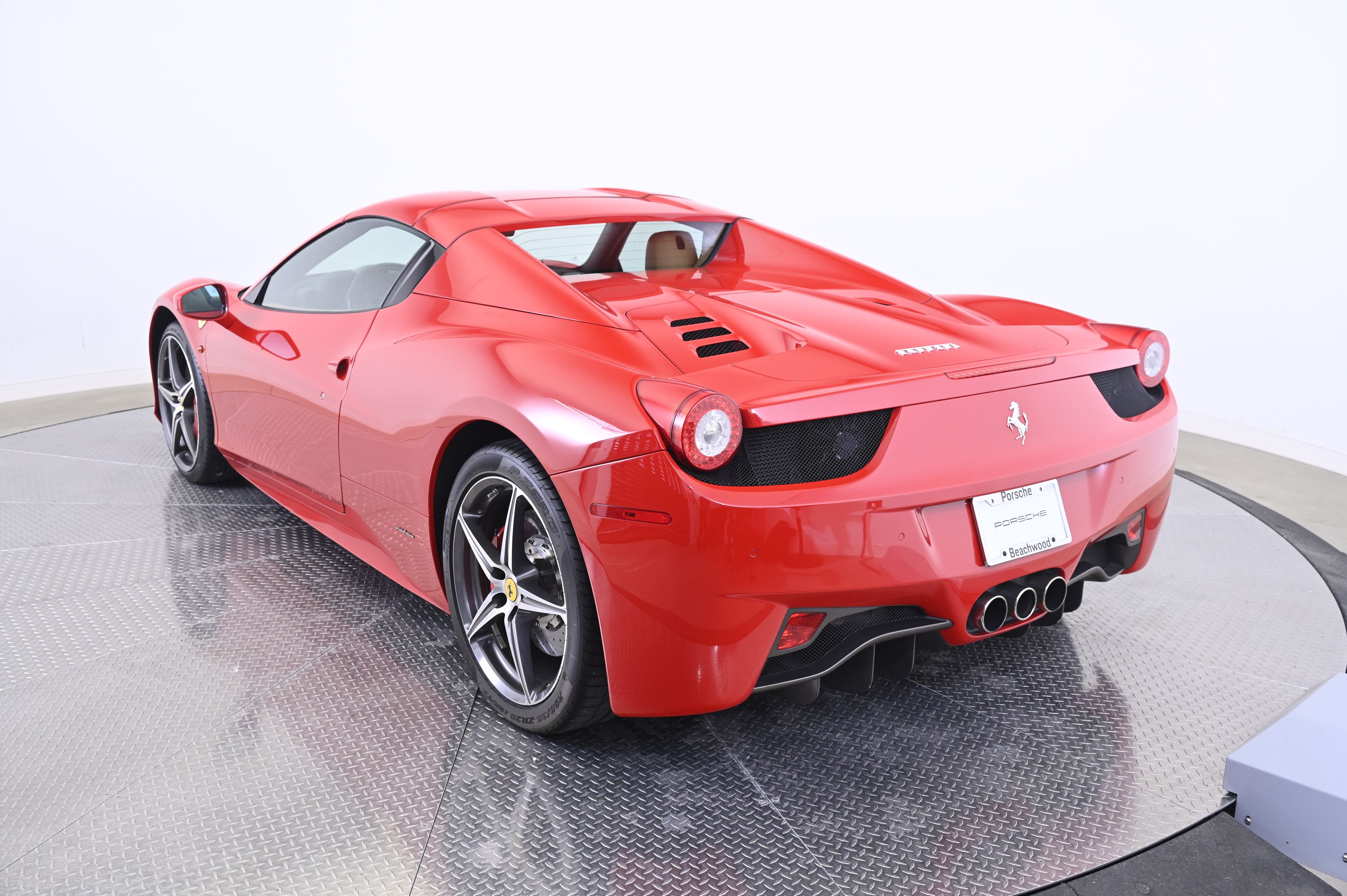 Thumbnail: 2013 Ferrari 458 - 13
