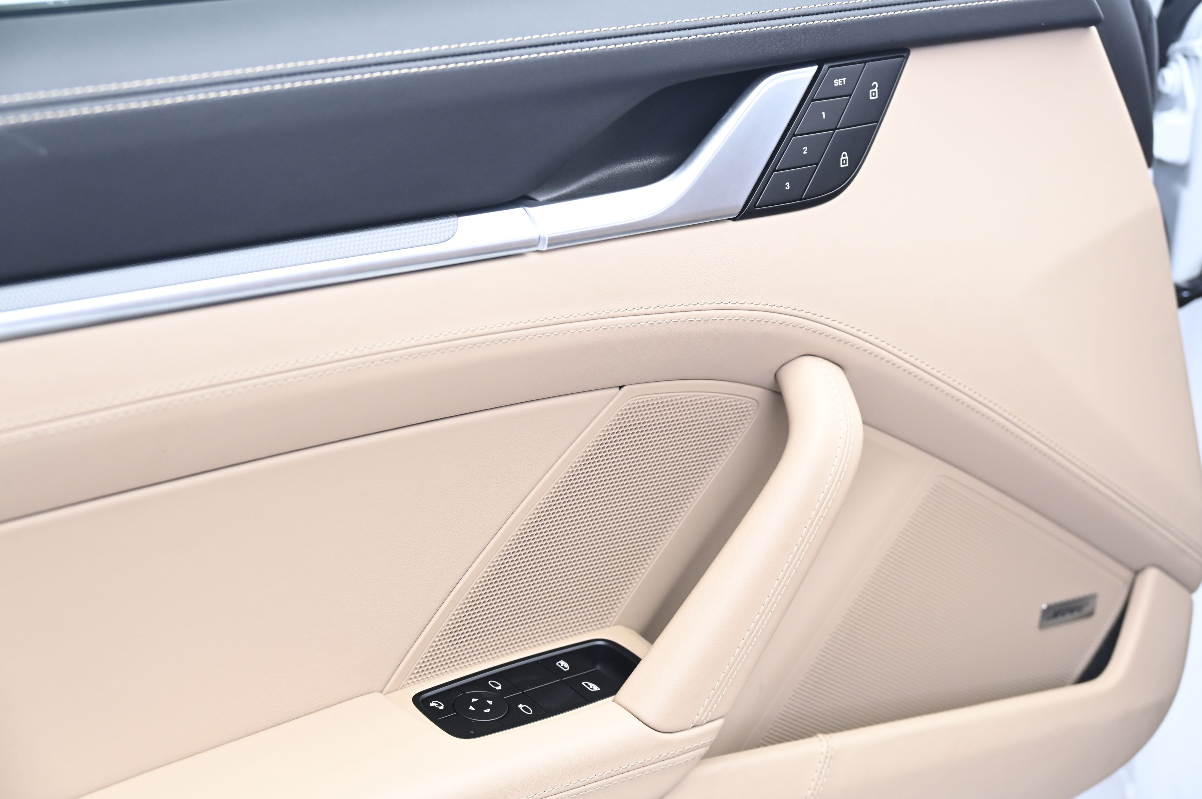 Thumbnail: 2024 Porsche 911 - 23