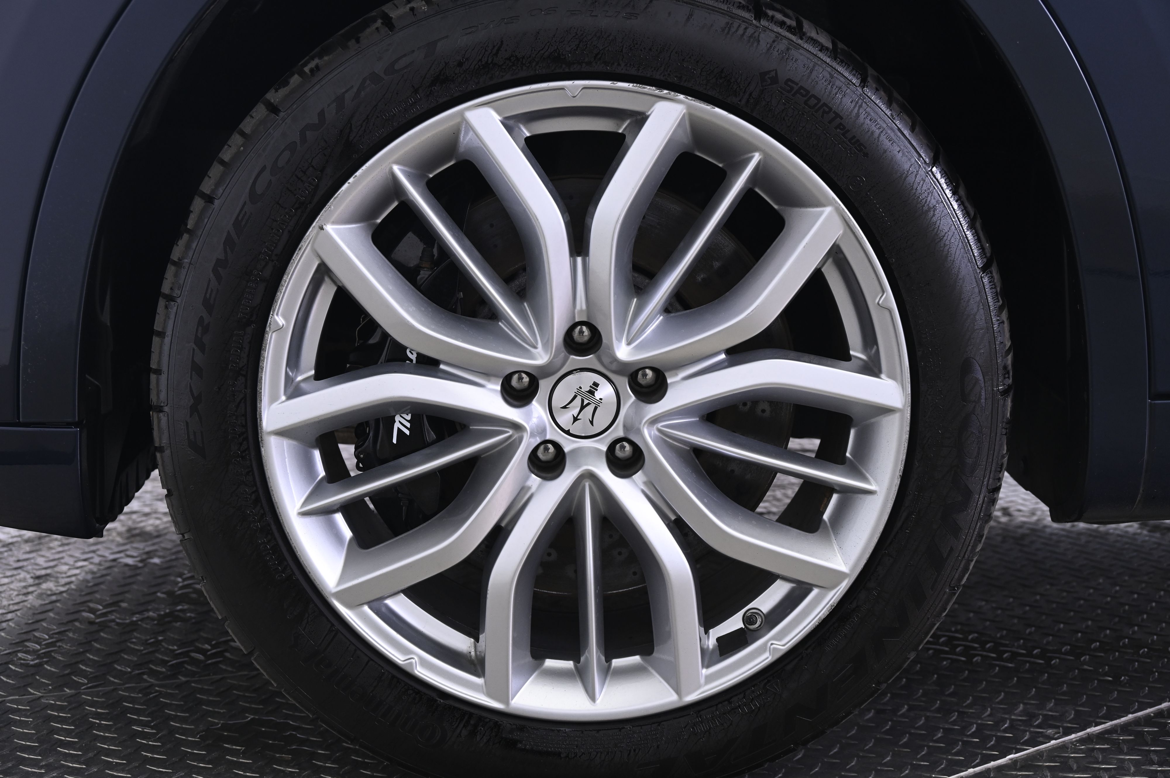 Thumbnail: 2020 Maserati Levante - 11