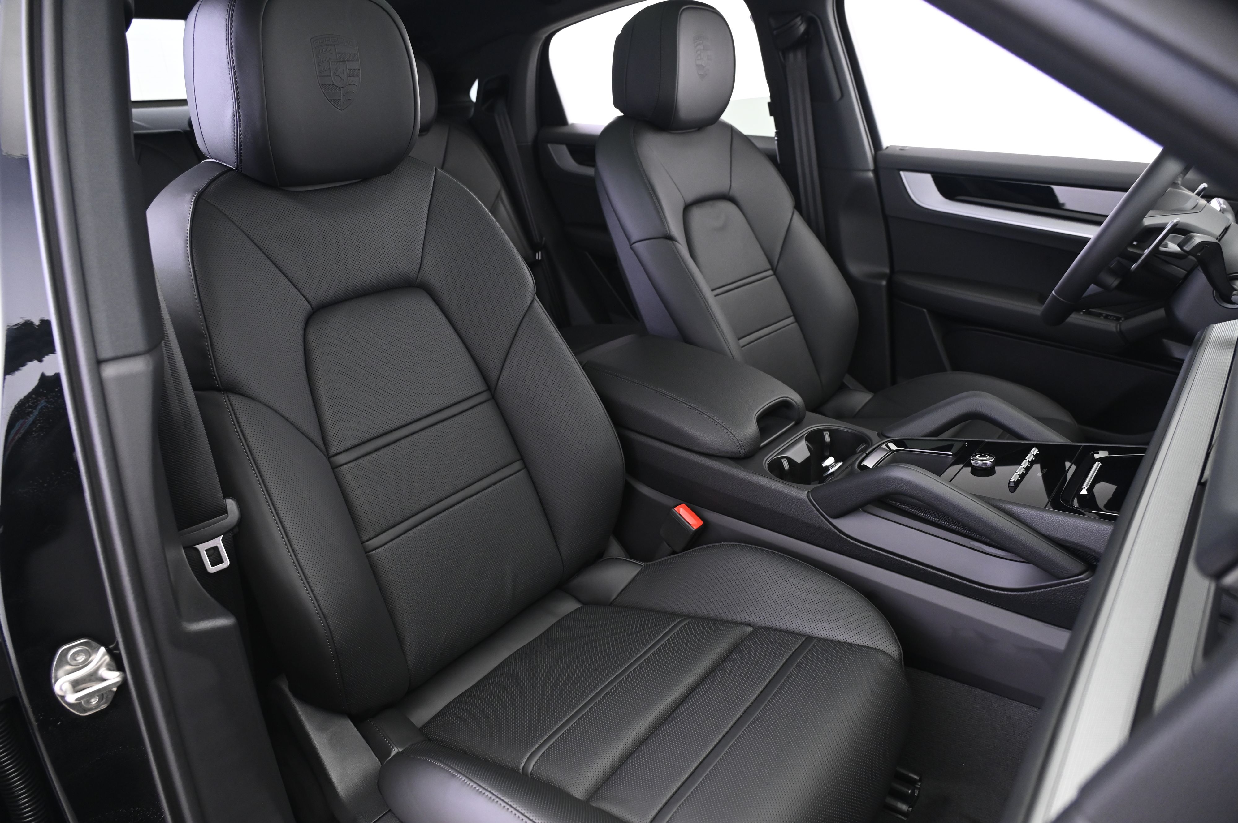 Thumbnail: 2026 Porsche  - 24