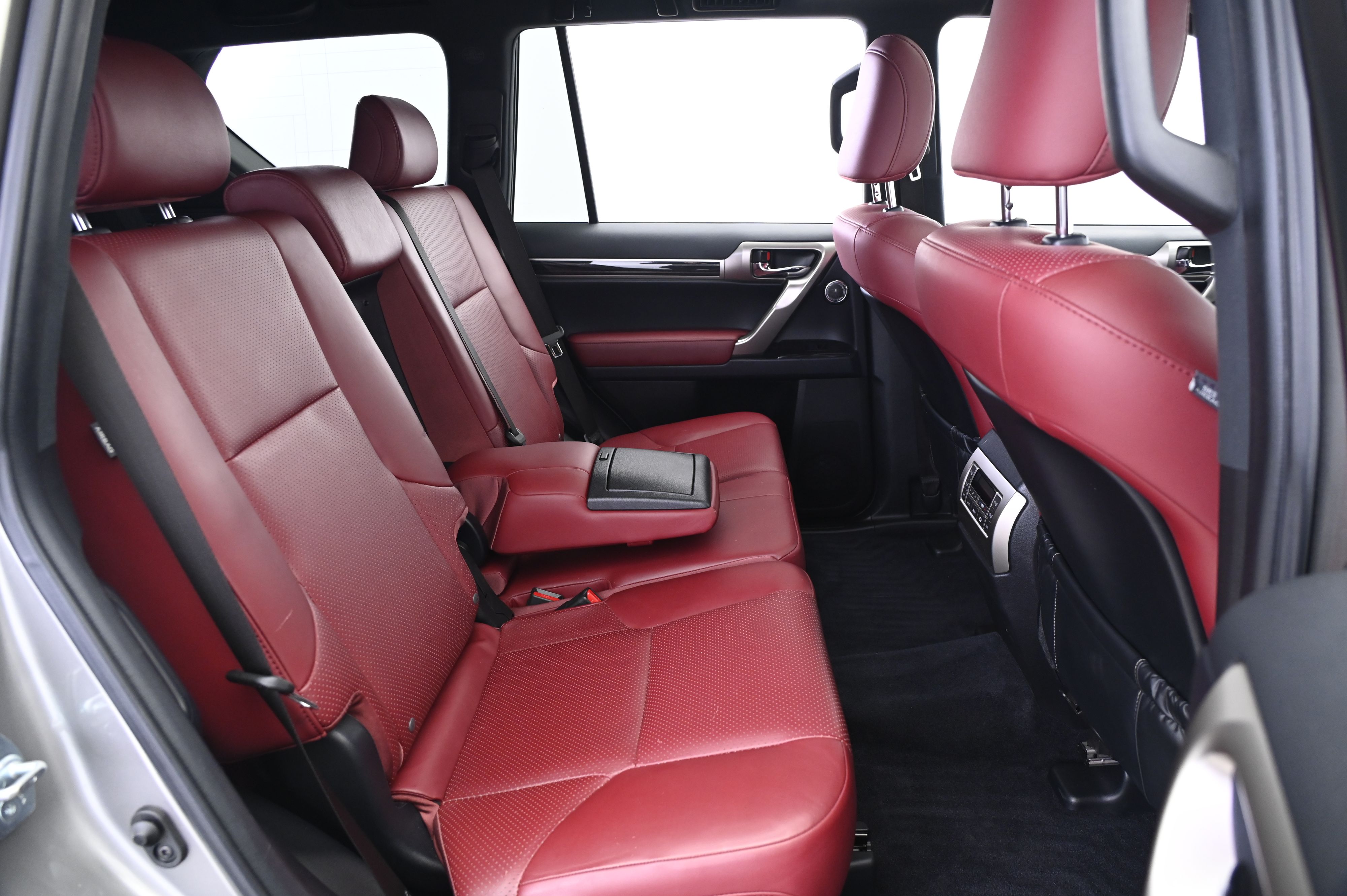 Thumbnail: 2021 Lexus GX - 18