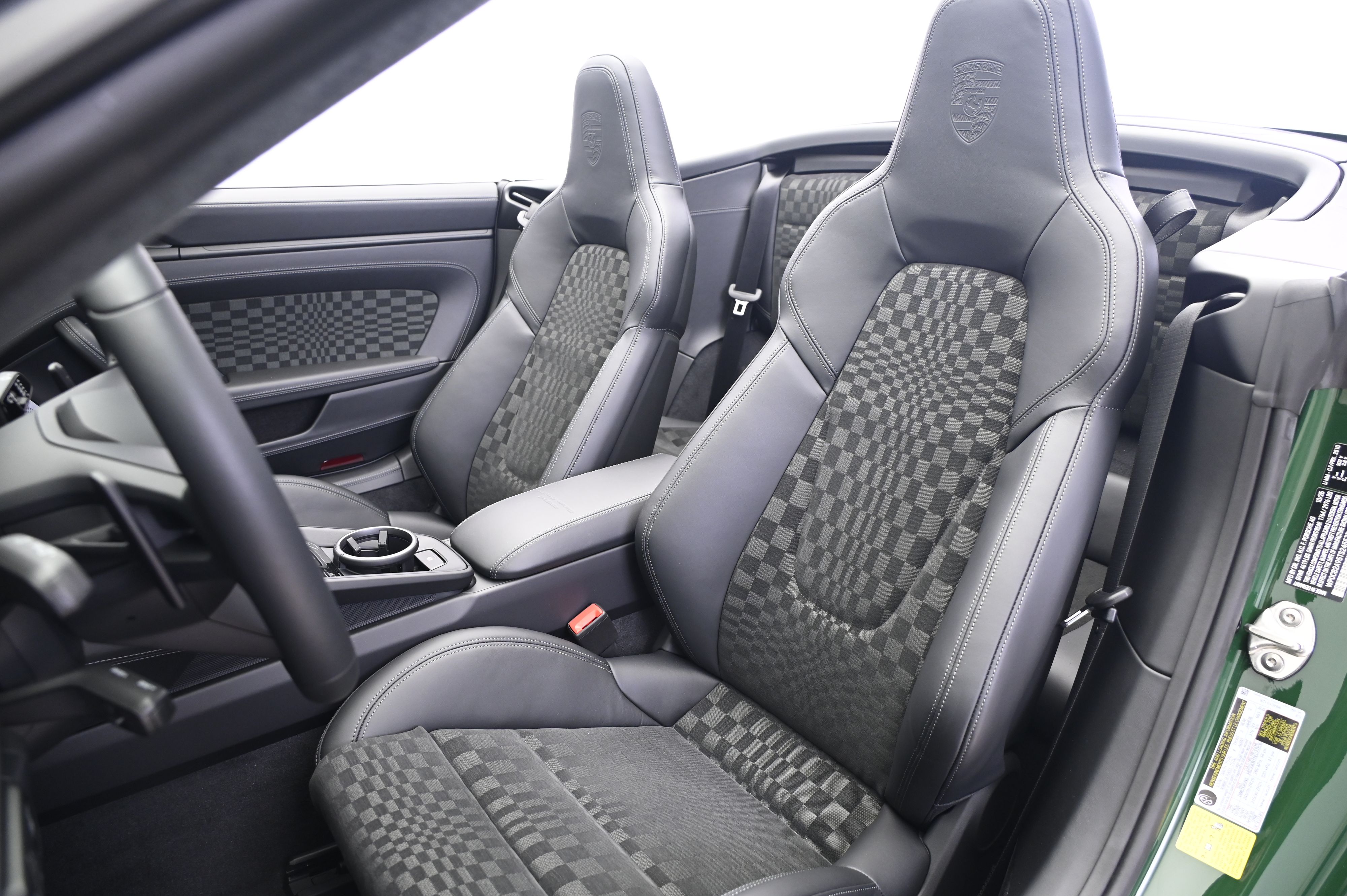 Thumbnail: 2026 Porsche 911 - 5