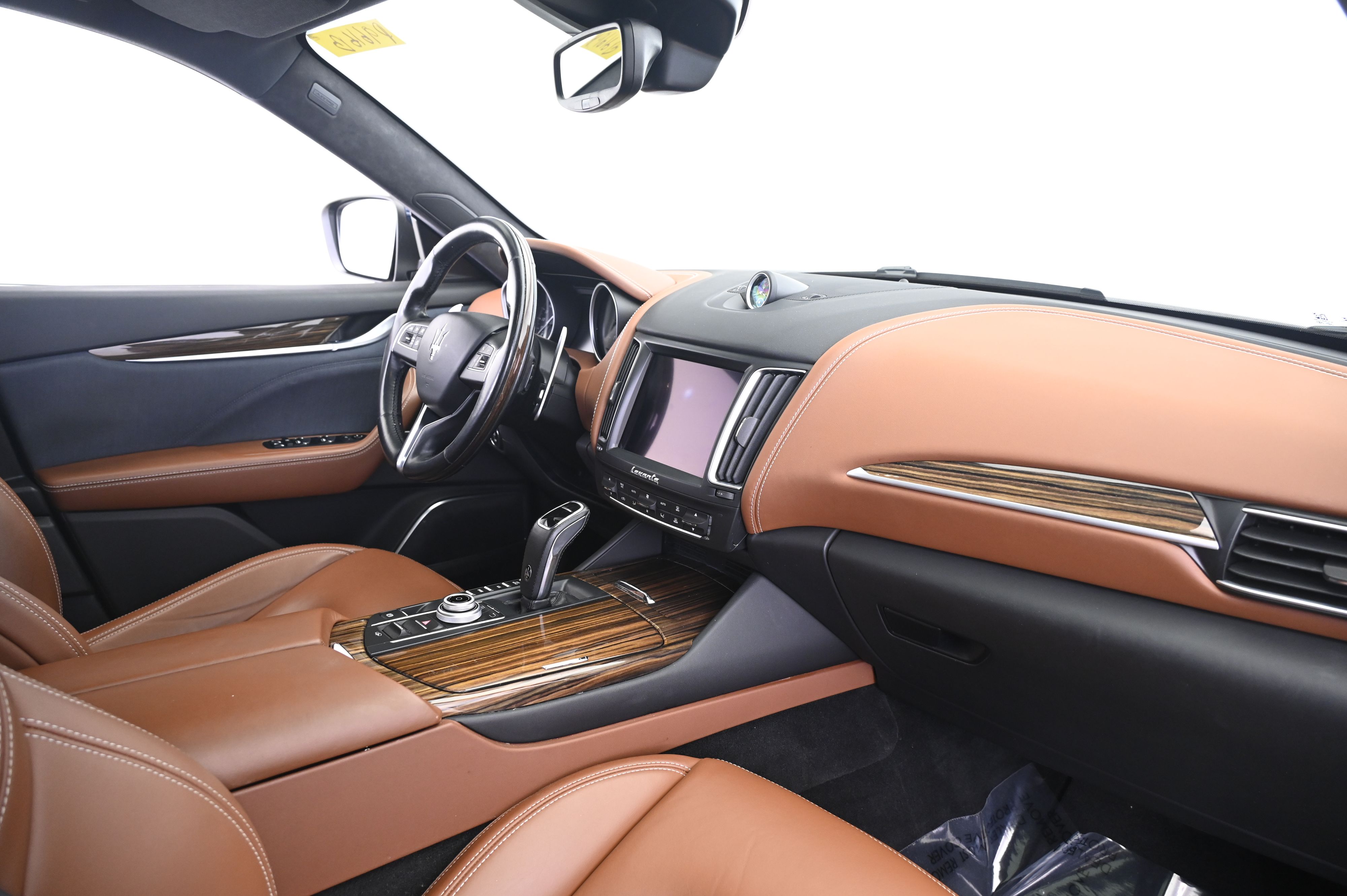 Thumbnail: 2020 Maserati Levante - 22