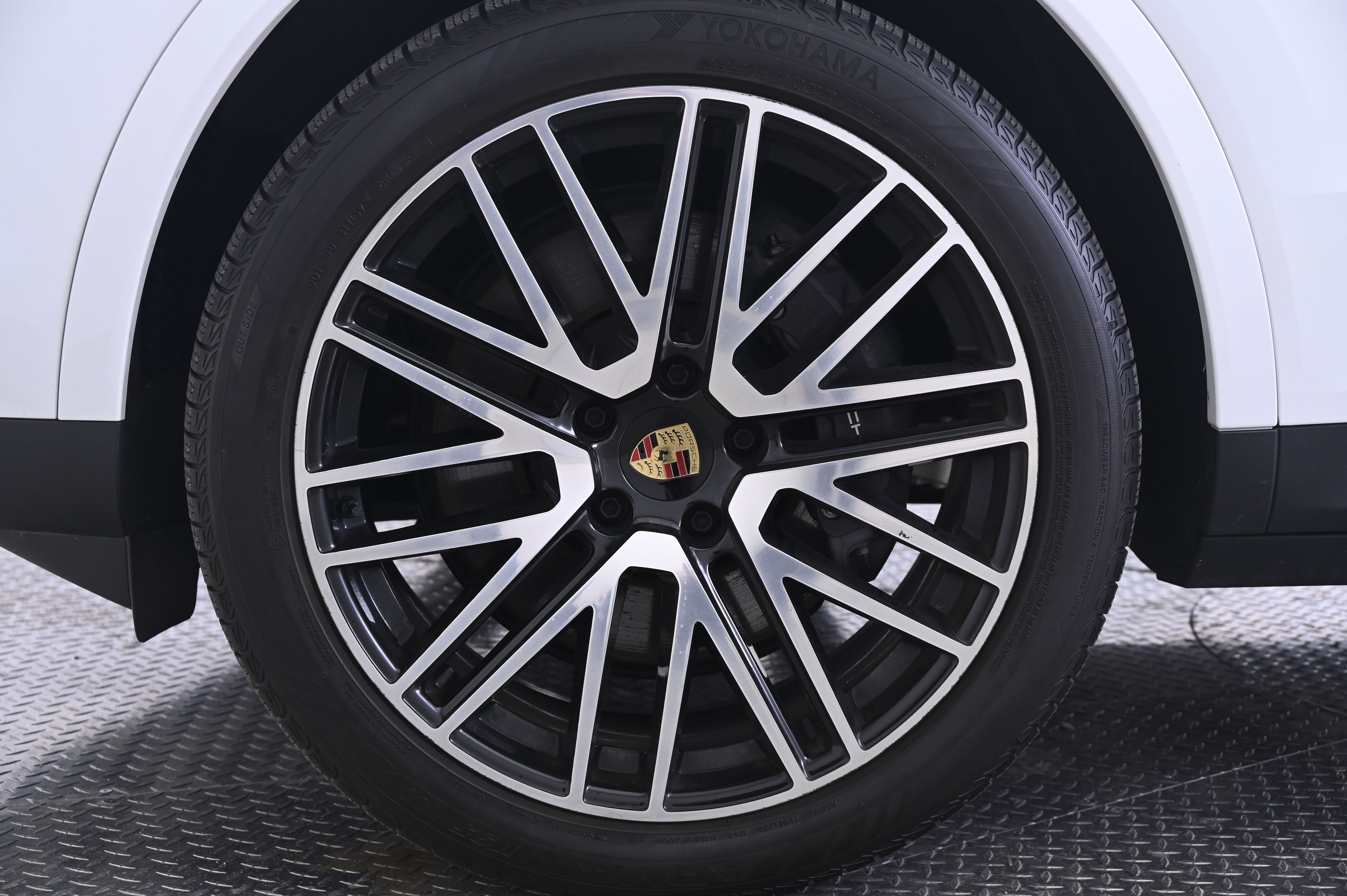 Thumbnail: 2024 Porsche Cayenne - 11