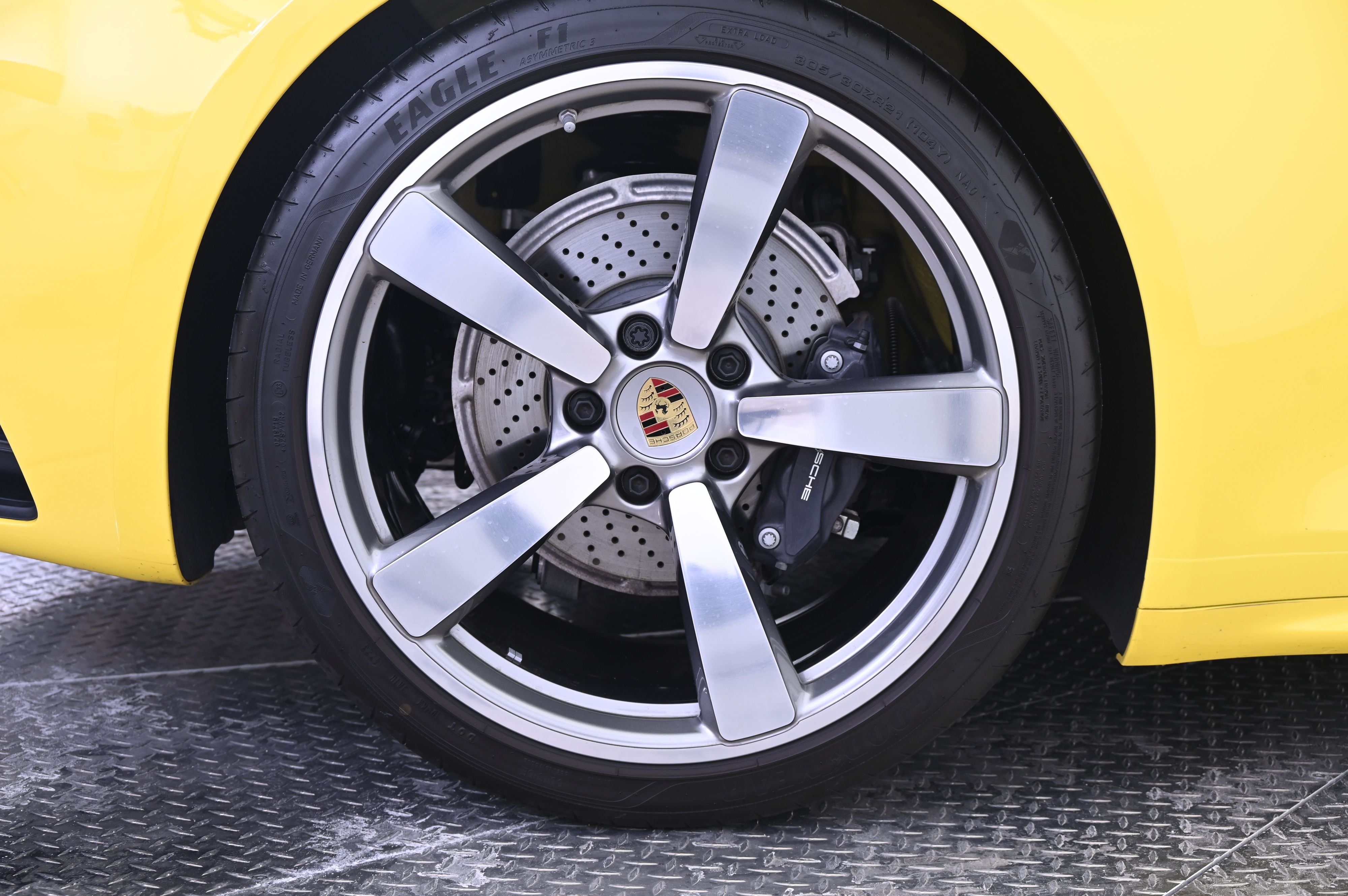 Thumbnail: 2024 Porsche 911 - 13